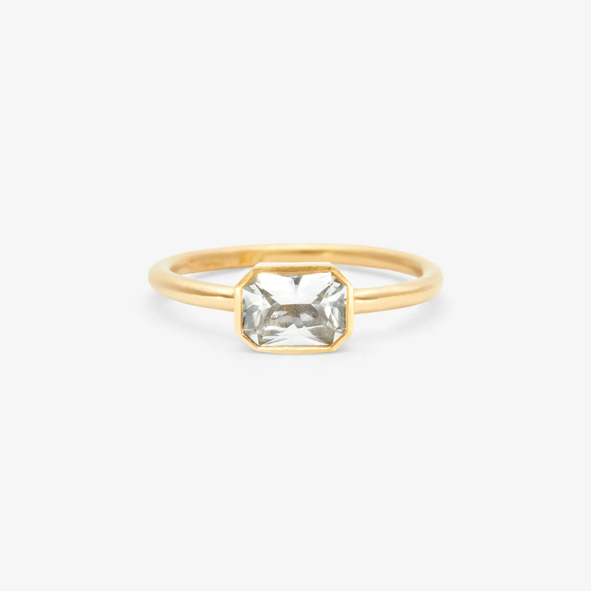 0.94 Carat One-of-a-Kind Emerald Cut Sapphire Ring | SR37-OOAK