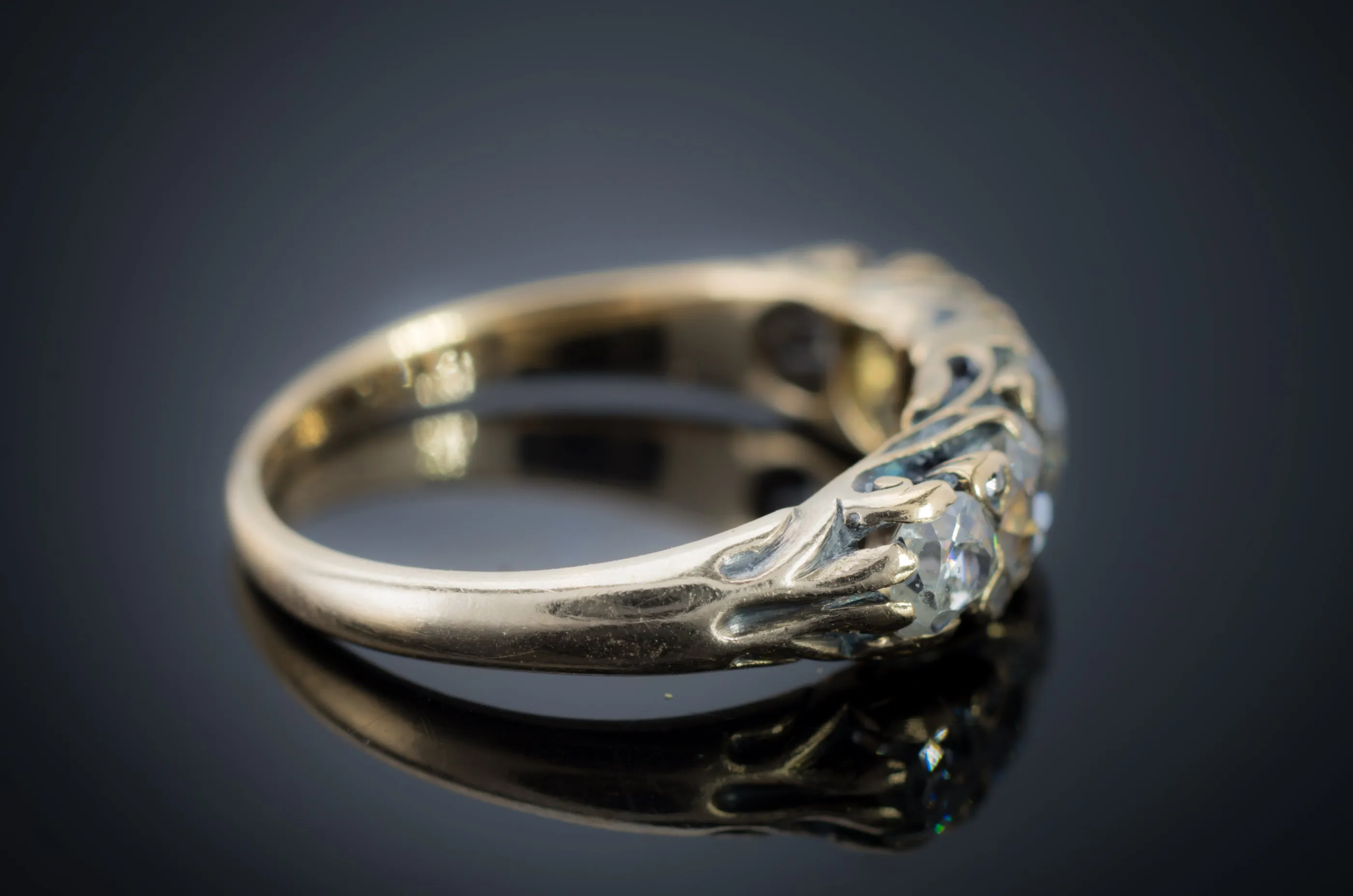 1.43CTW OLD MINE CUT DIAMOND BAND