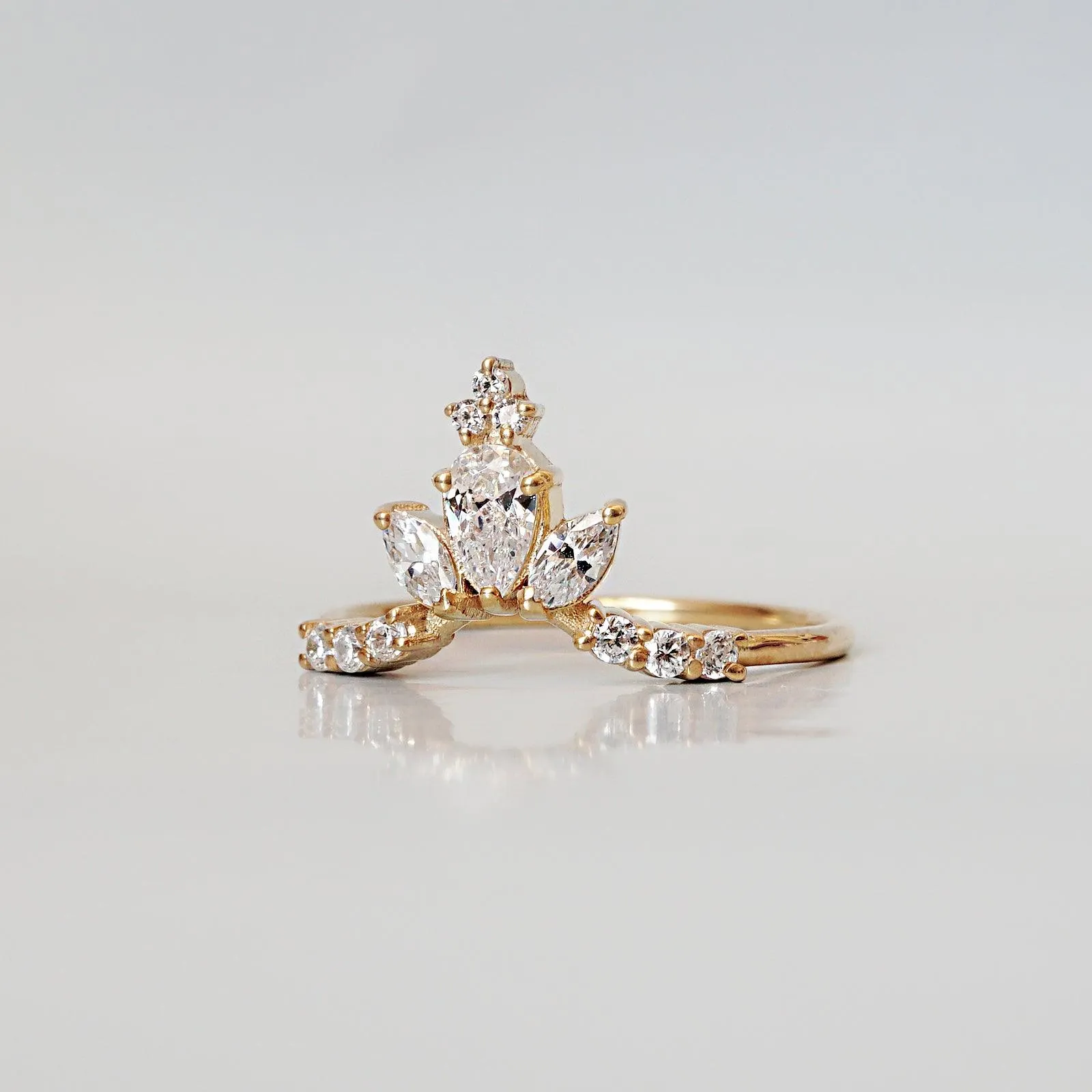 14K and 18K Venice Pear Marquise Ring