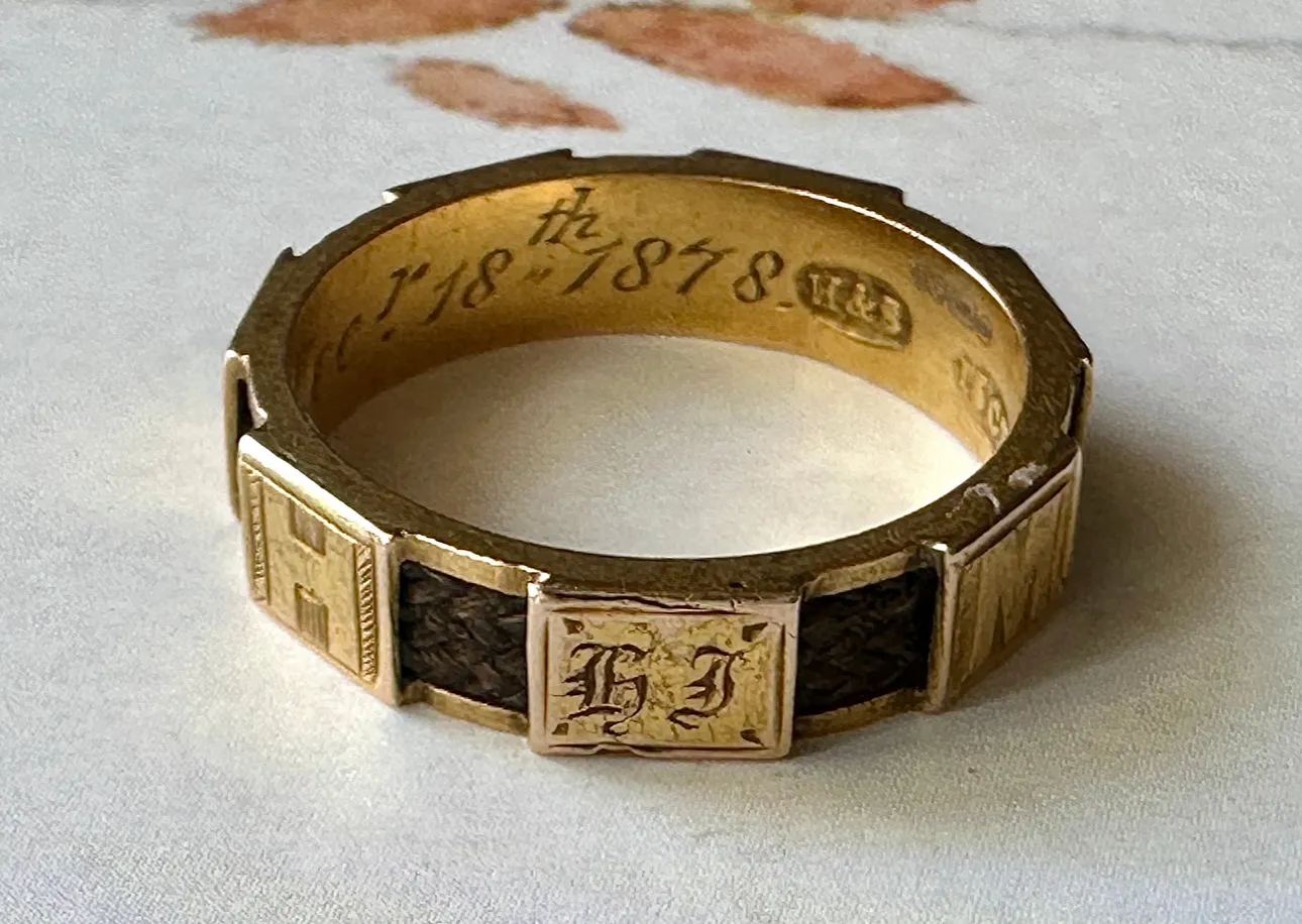 15k Victorian MIZPAH Ring with Hairwork