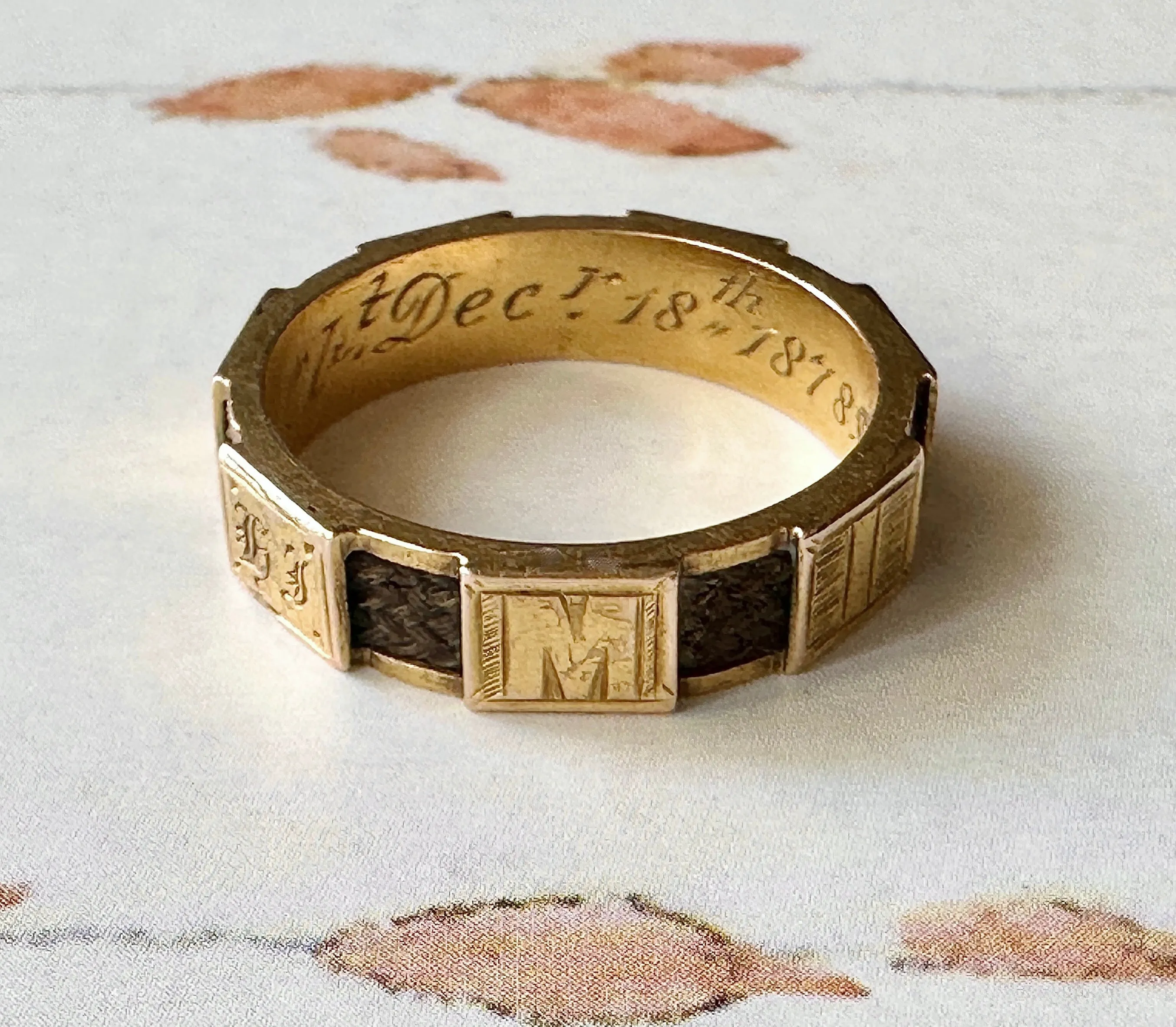 15k Victorian MIZPAH Ring with Hairwork