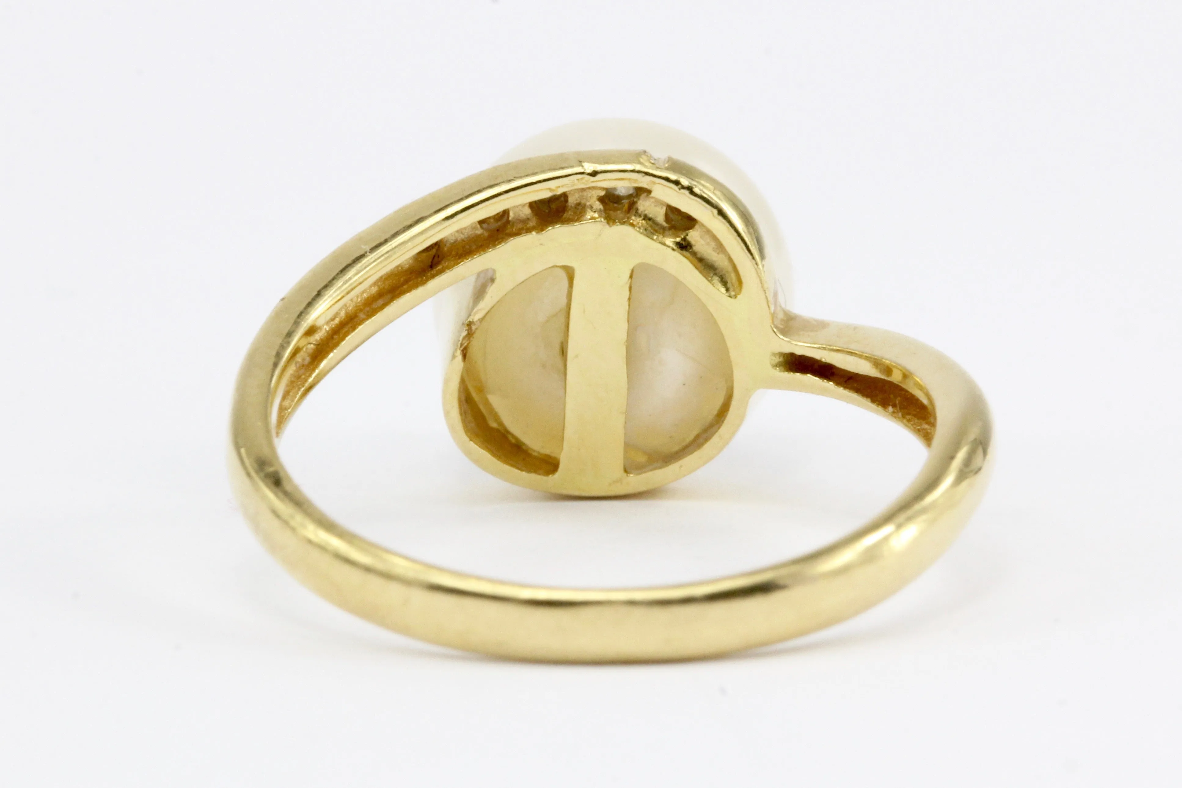 18K Yellow Gold 10mm Pearl and Diamond Ring Size 7