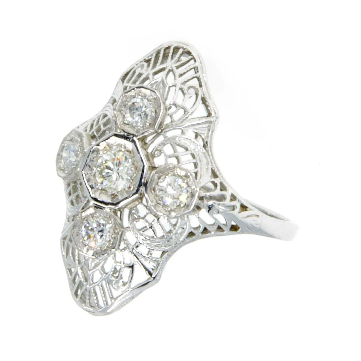 1920s Art Deco Filigree Diamond Ring