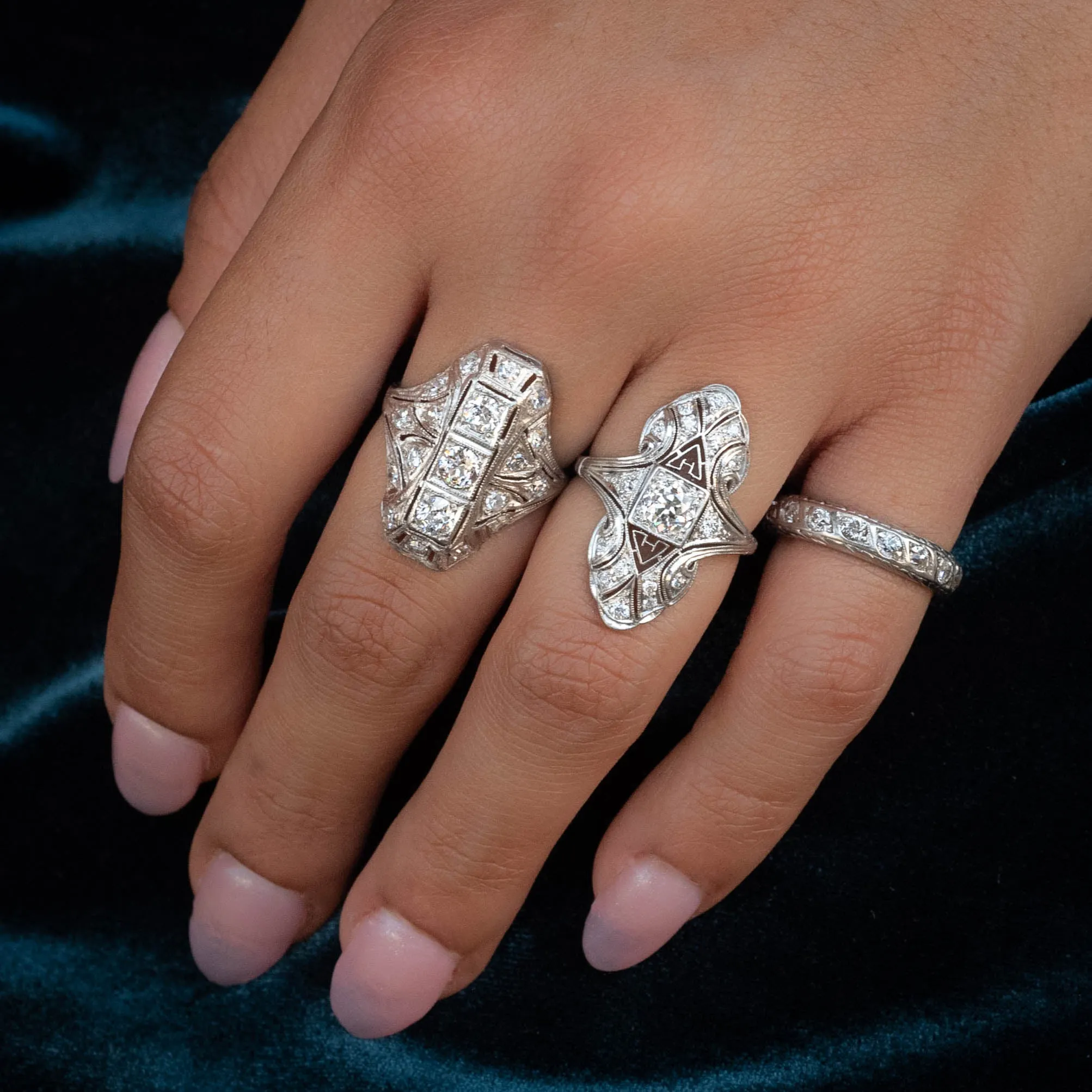1920s Art Deco Filigree Diamond Ring