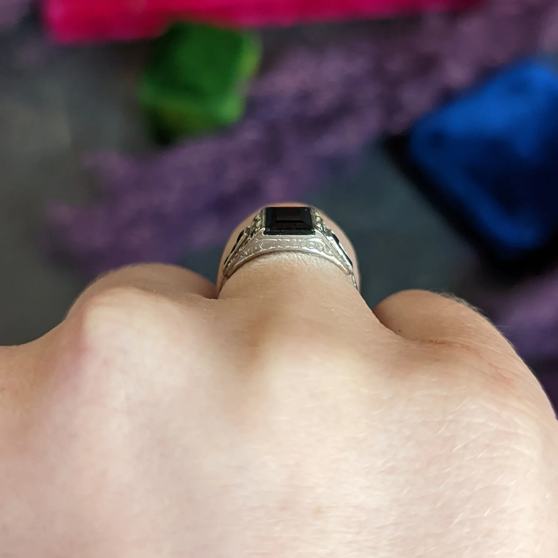 1920's Art Deco Sapphire Diamond Platinum Band Ring