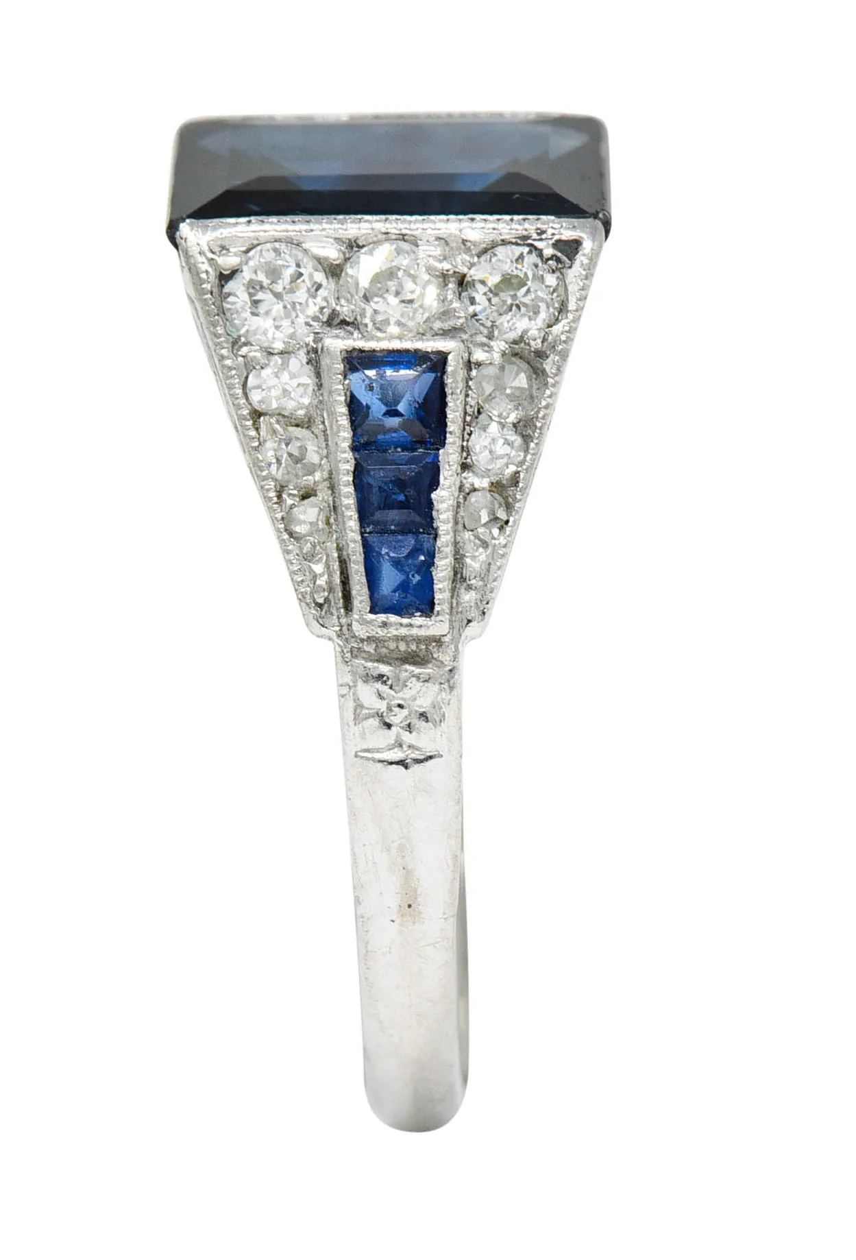 1920's Art Deco Sapphire Diamond Platinum Band Ring