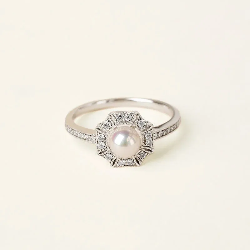 1920s' Collection Akoya Pearl Ring with 18K White Gold and Diamonds