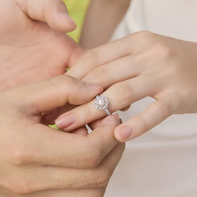 1920s' Collection Akoya Pearl Ring with 18K White Gold and Diamonds