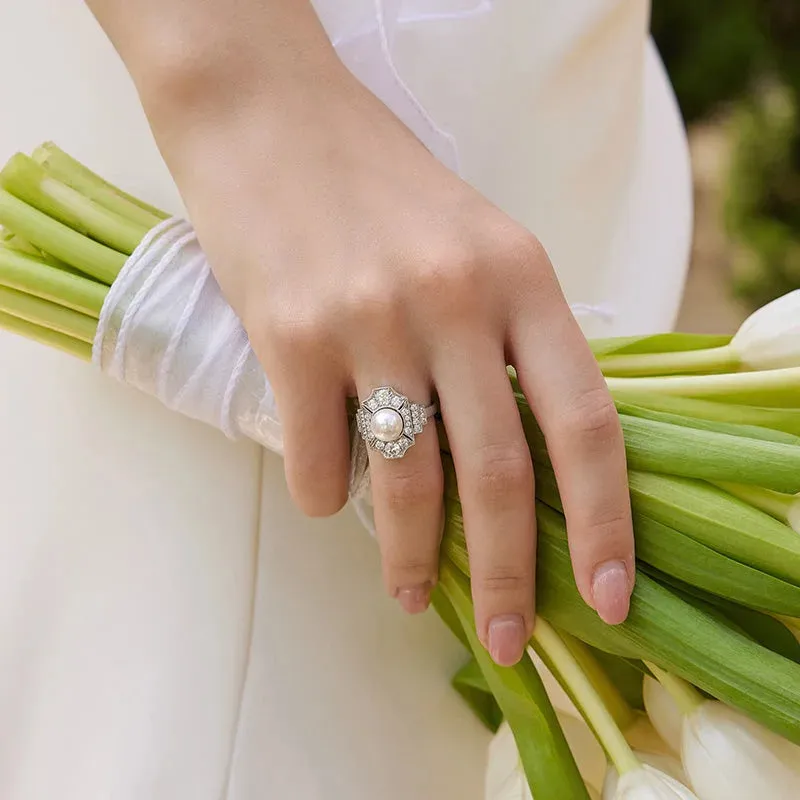Akoya Pearl Ring 18K White Gold Diamond