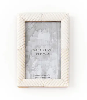 Amalesh 4x6 Picture Frame - Hand Carved Bone
