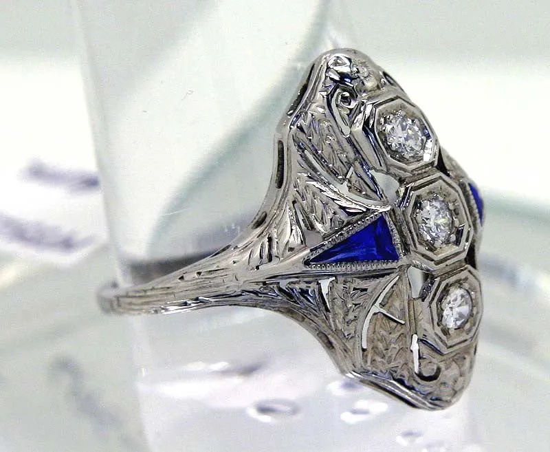 Art Deco 18K Diamond & Sapphire Ring
