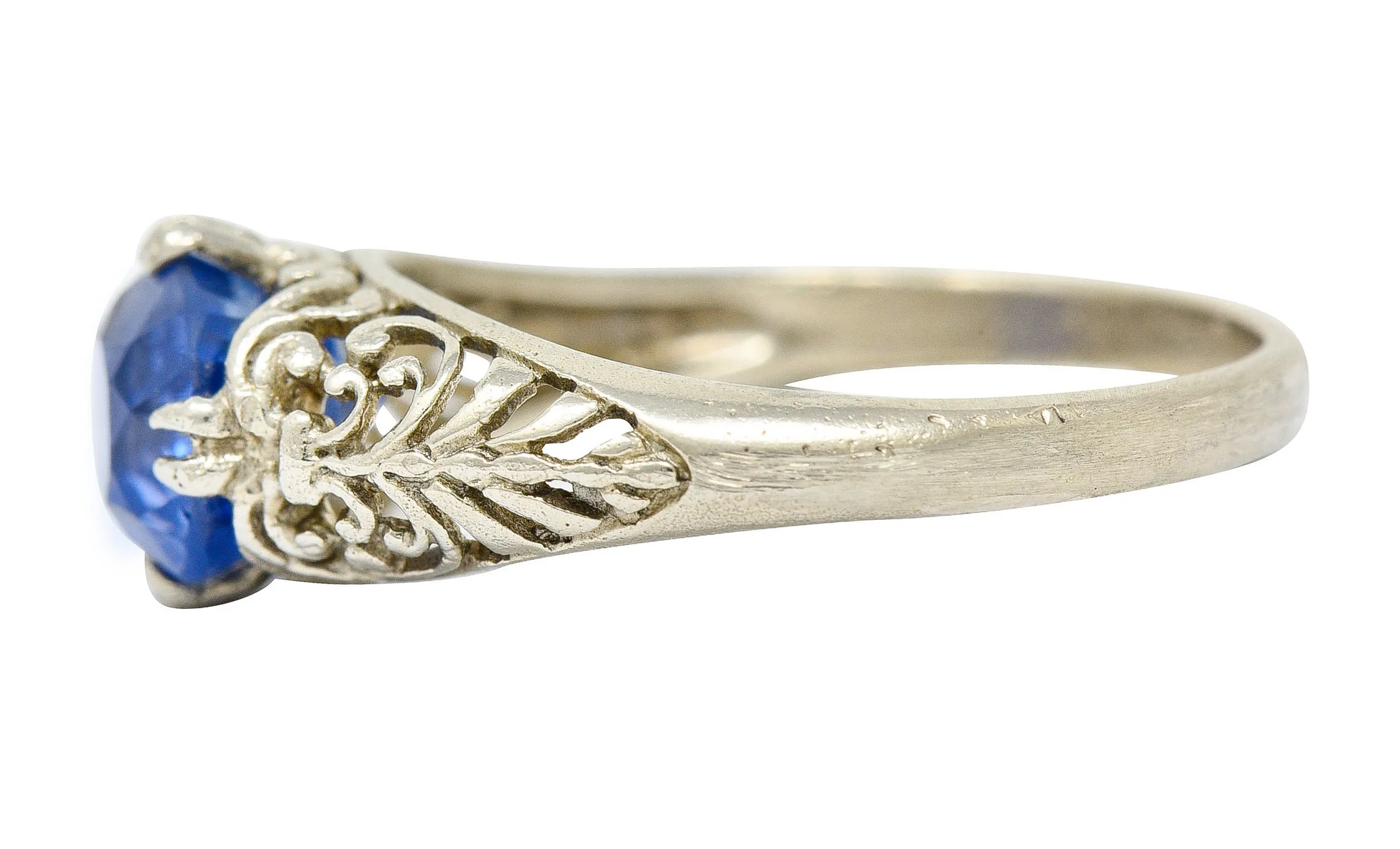 Art Deco 1.90 CTW Sapphire 14 Karat White Gold Scrolled Foliate Ring