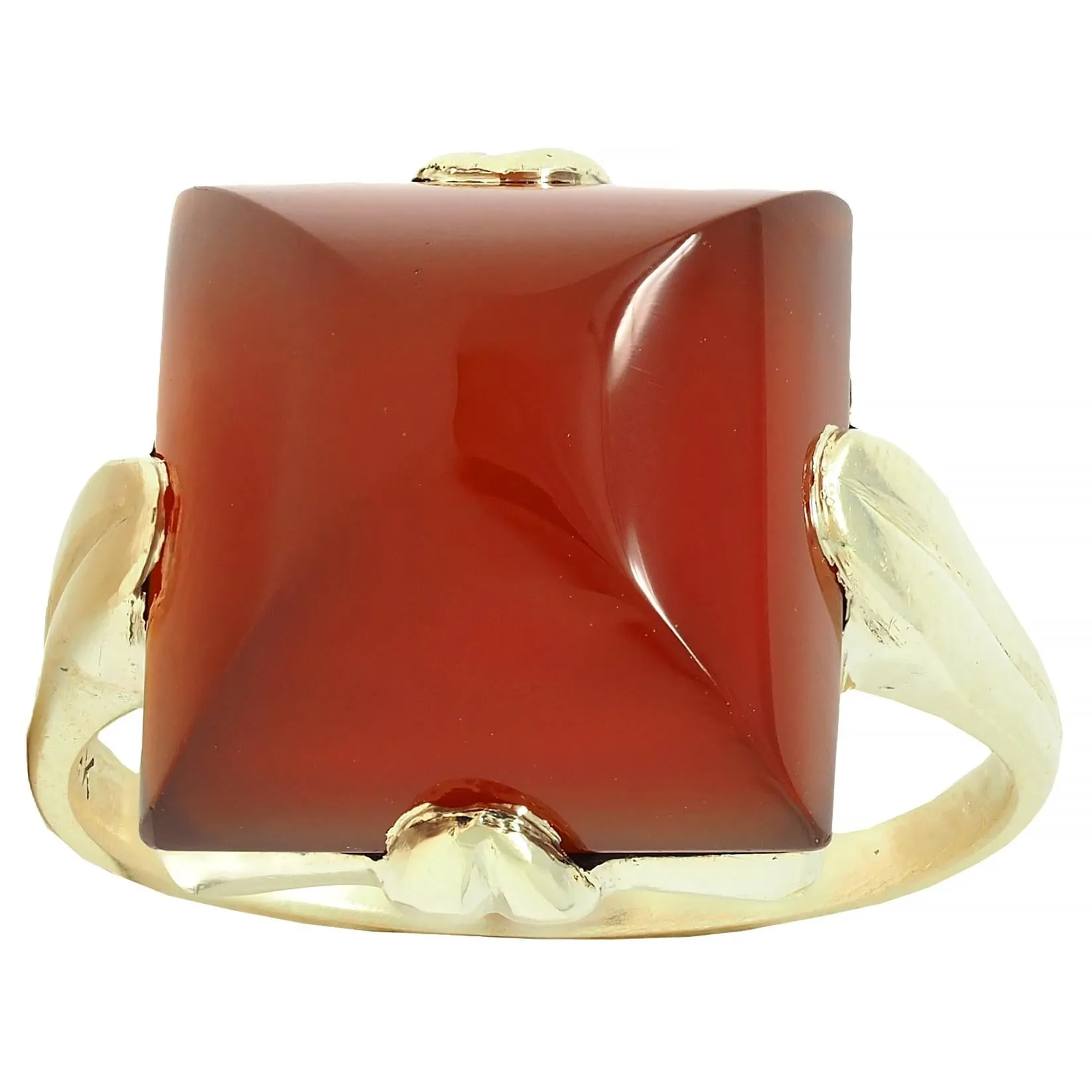 Art Deco Sugarloaf Carnelian 14 Karat Yellow Gold Antique Ring