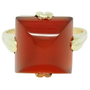 Art Deco Sugarloaf Carnelian 14 Karat Yellow Gold Antique Ring