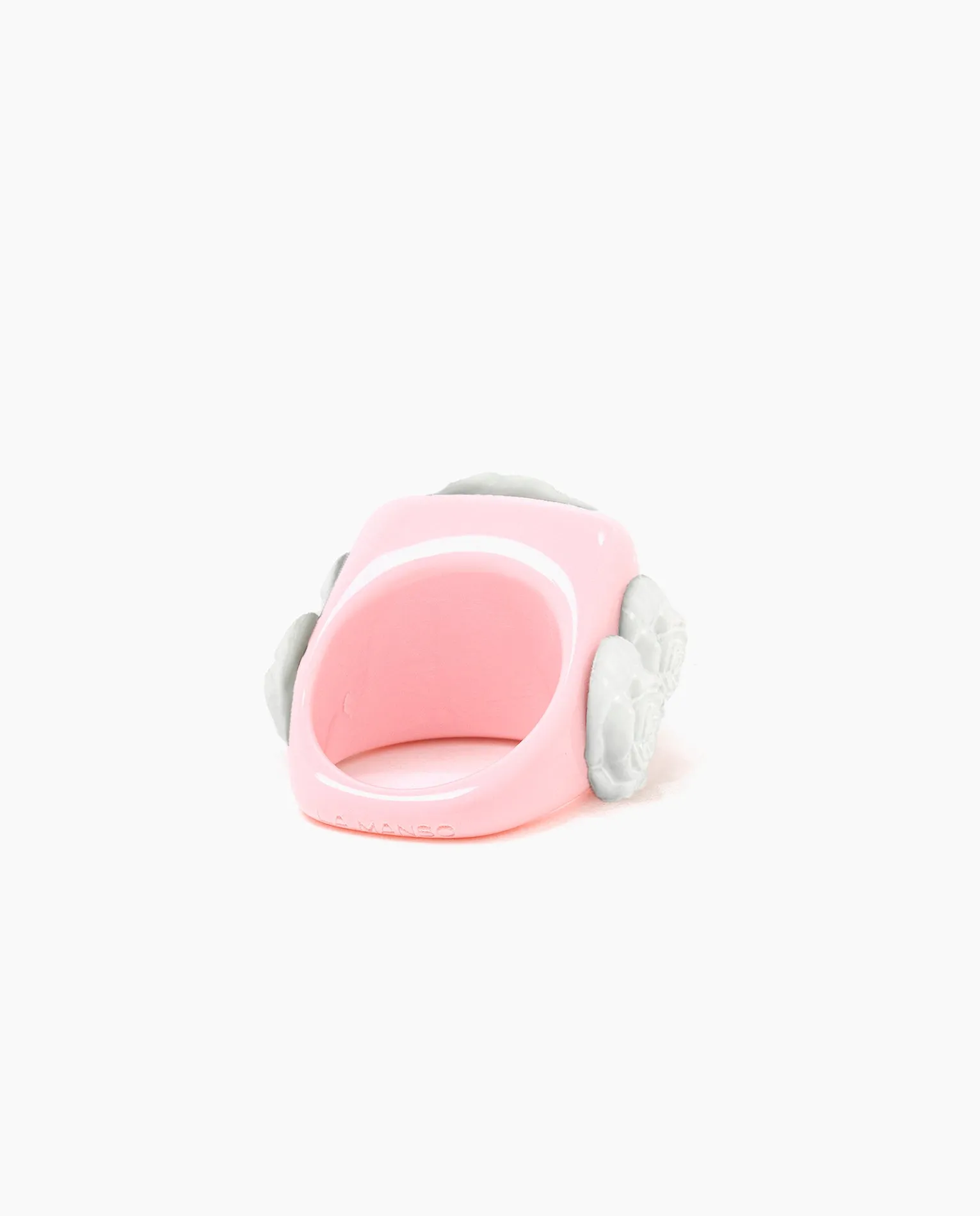 BB Pink on White Rosetón