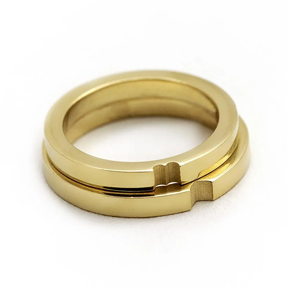 Couple wedding ring set