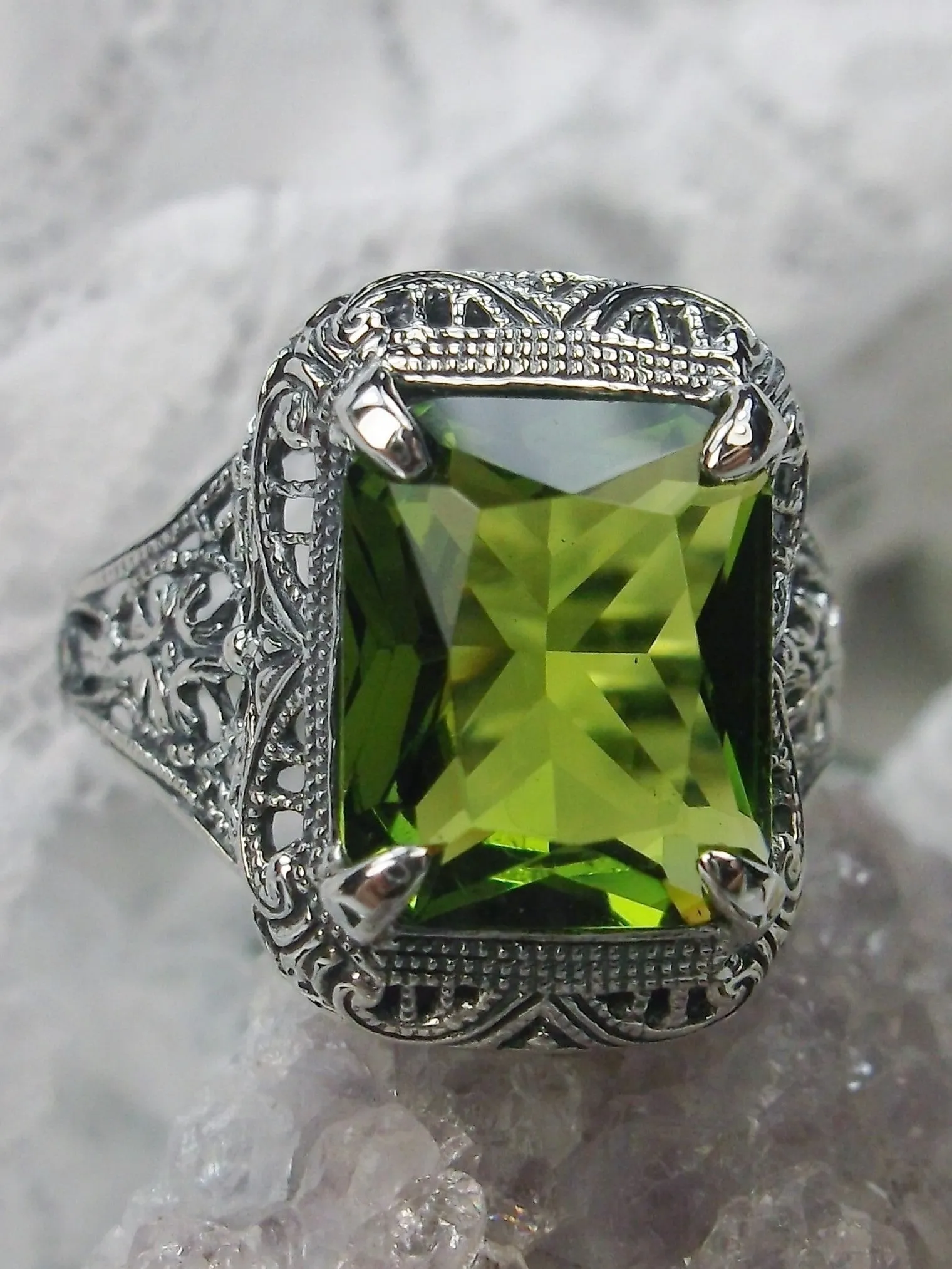 D200, Autumn Ring, Rectangle Gem, Vintage Jewelry #D200