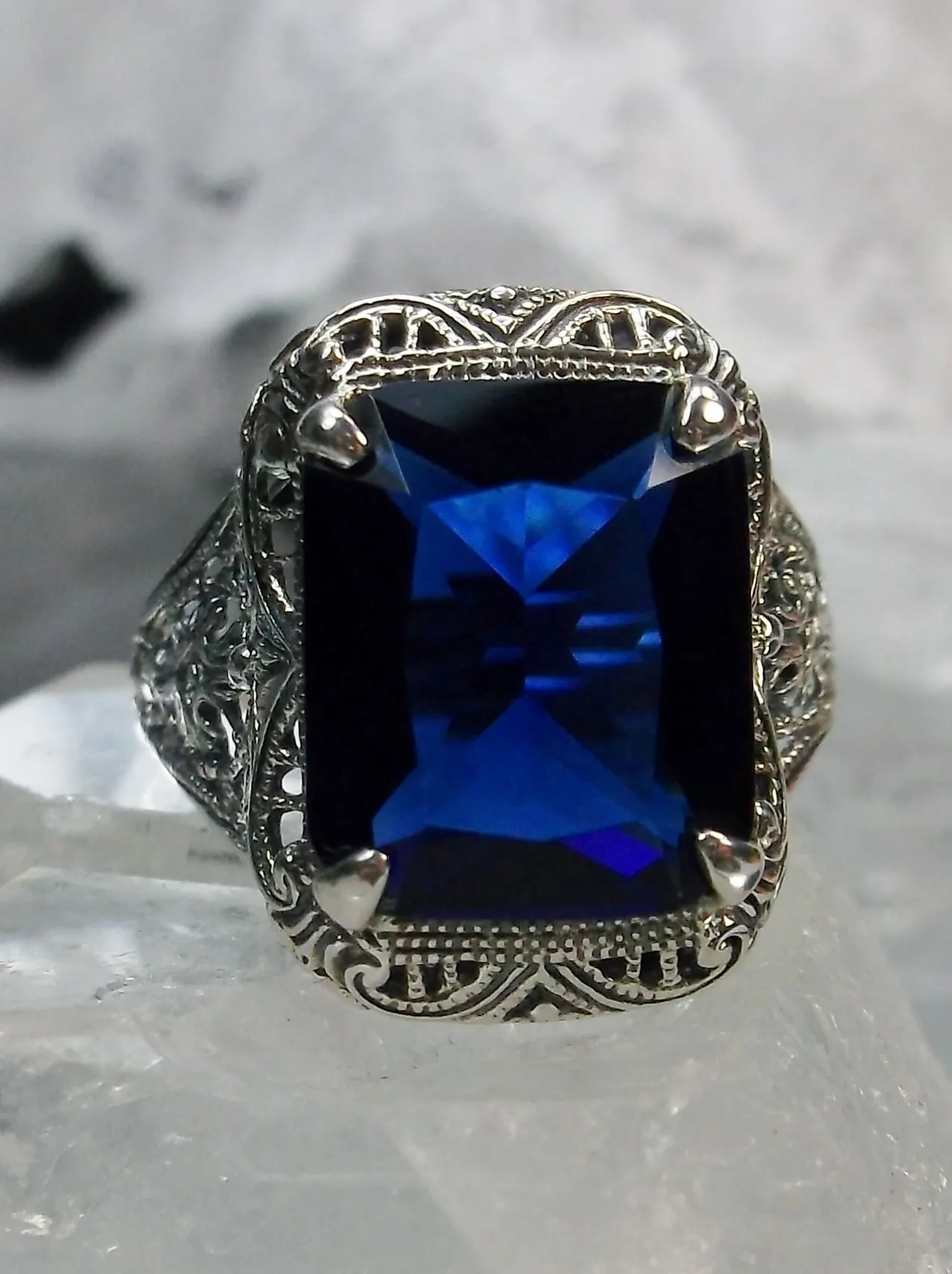 D200, Autumn Ring, Rectangle Gem, Vintage Jewelry #D200