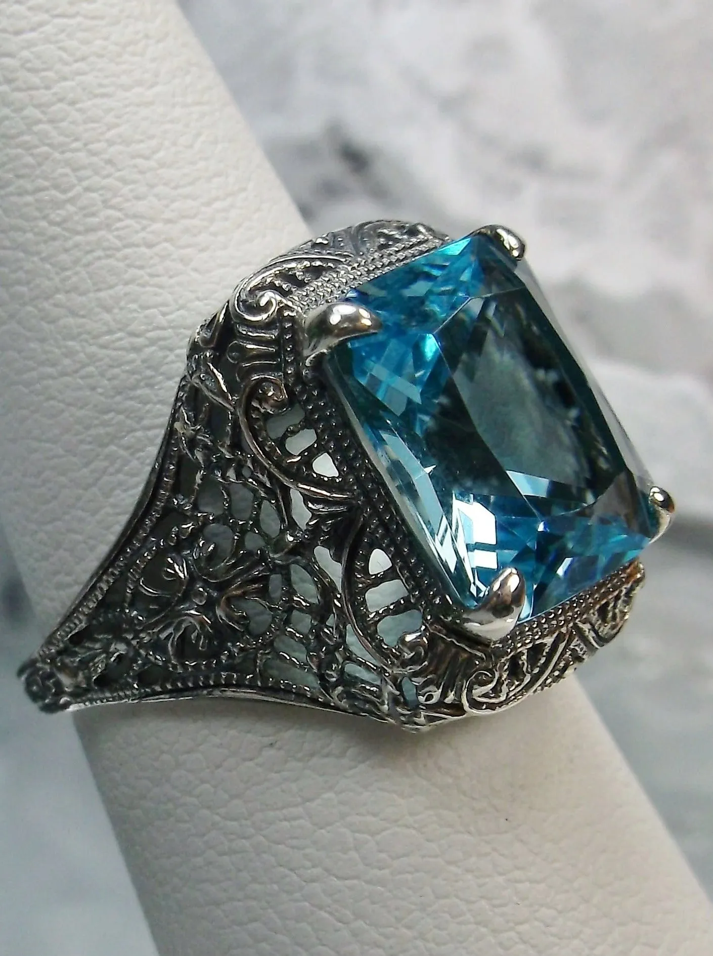 D200, Autumn Ring, Rectangle Gem, Vintage Jewelry #D200