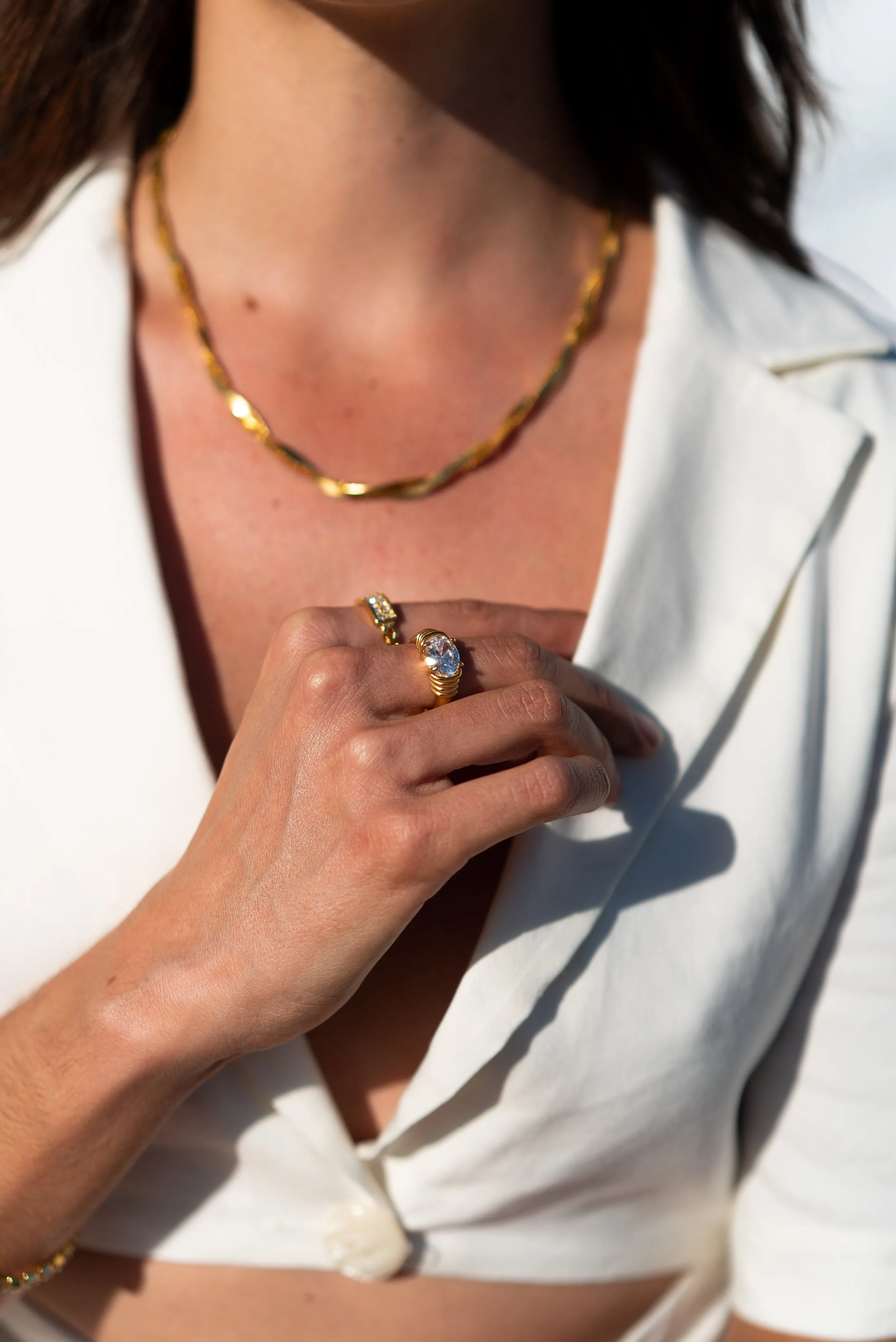 EASE RING - CRYSTAL