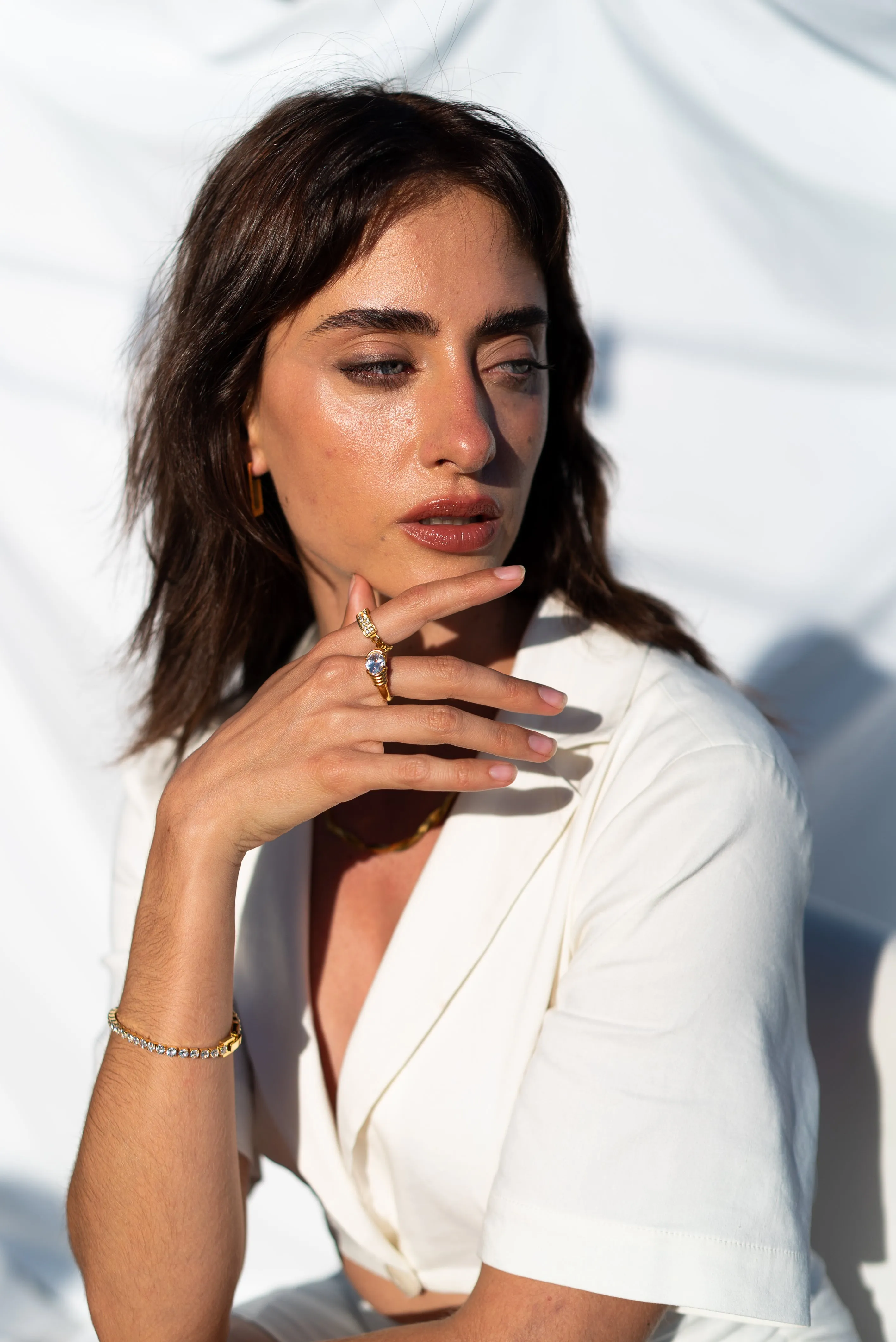 EASE RING - CRYSTAL