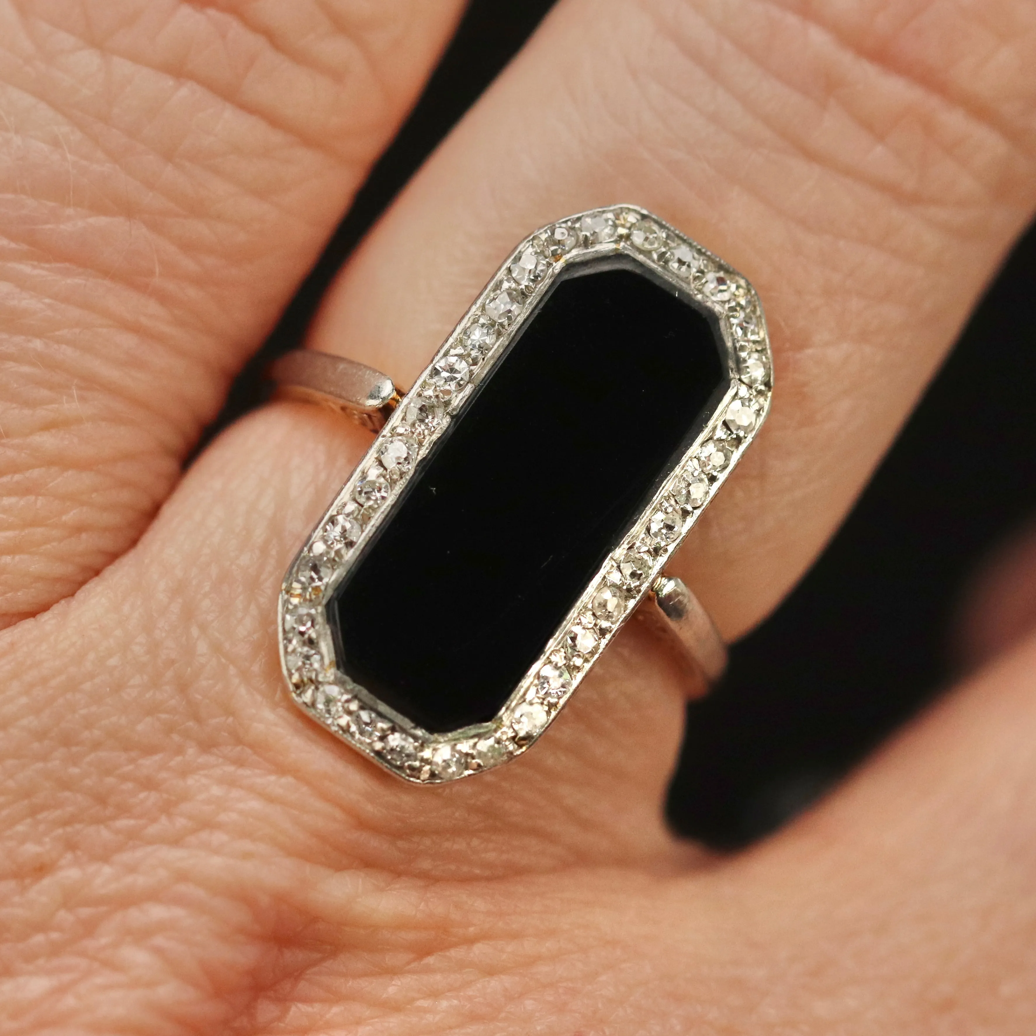 Edwardian Onyx and diamond ring in platinum and 14k yellow gold