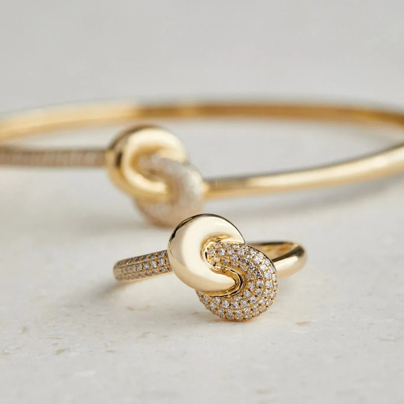EF Collection Diamond and Gold Jumbo Love Knot Ring