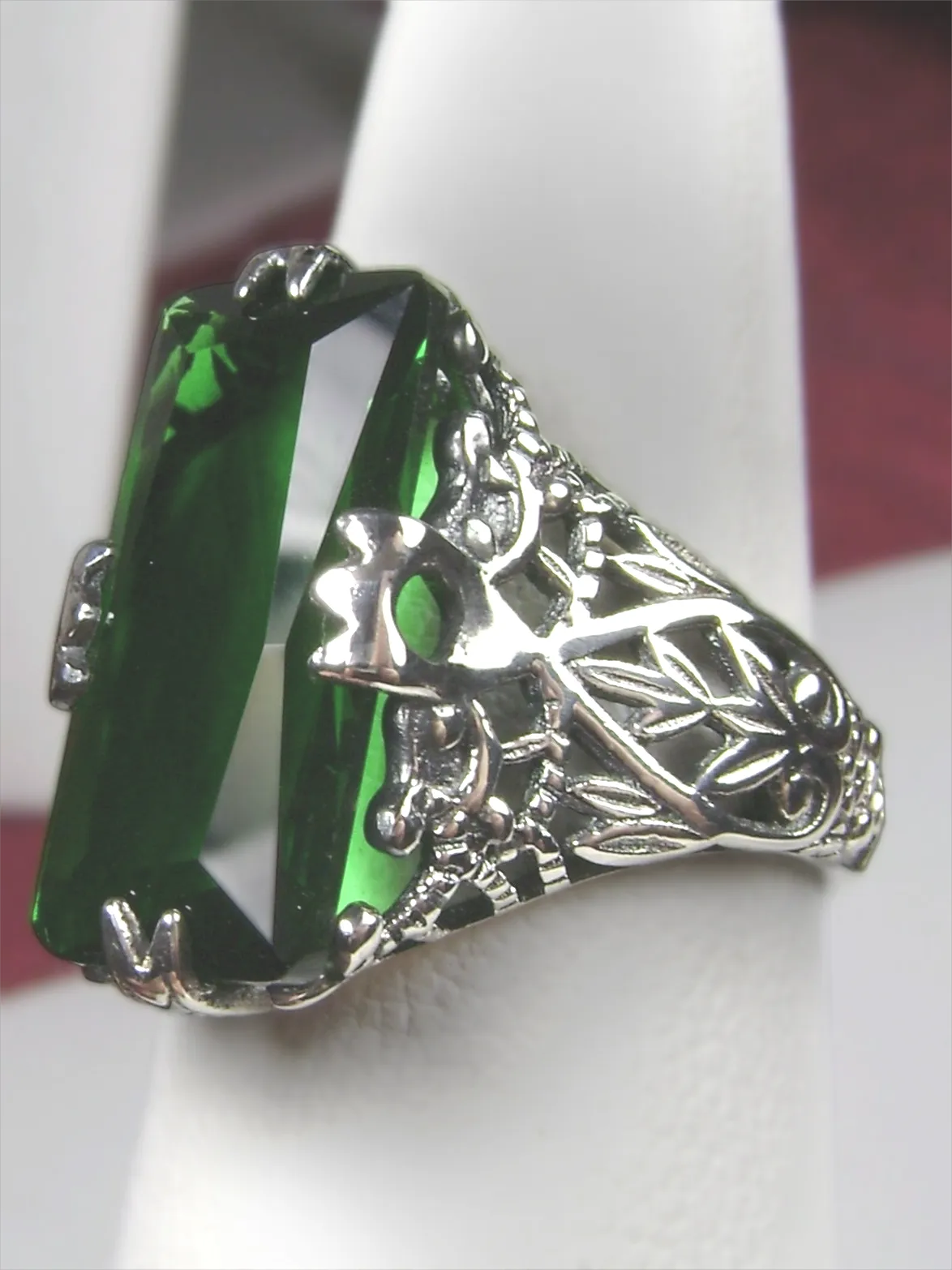 Emerald Ring, Baguette Intaglio, Victorian Jewelry #D31