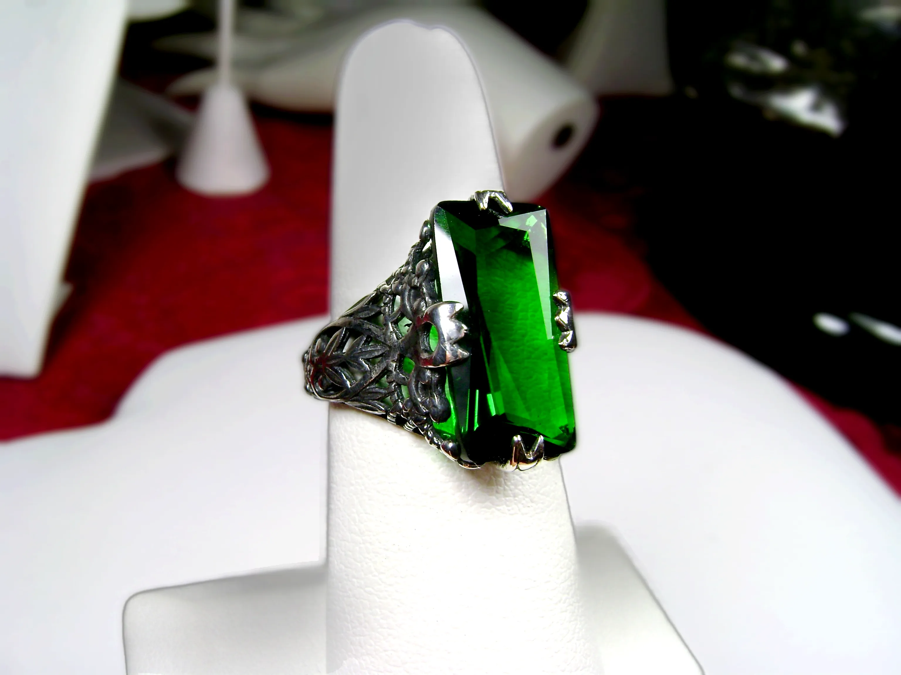 Emerald Ring, Baguette Intaglio, Victorian Jewelry #D31