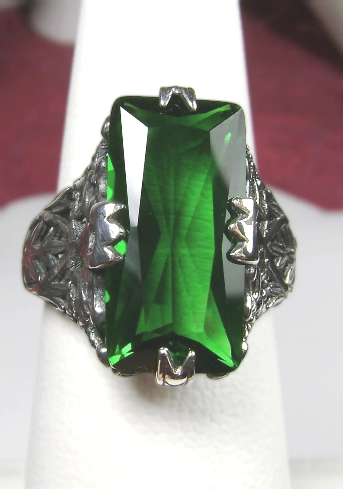 Emerald Ring, Baguette Intaglio, Victorian Jewelry #D31