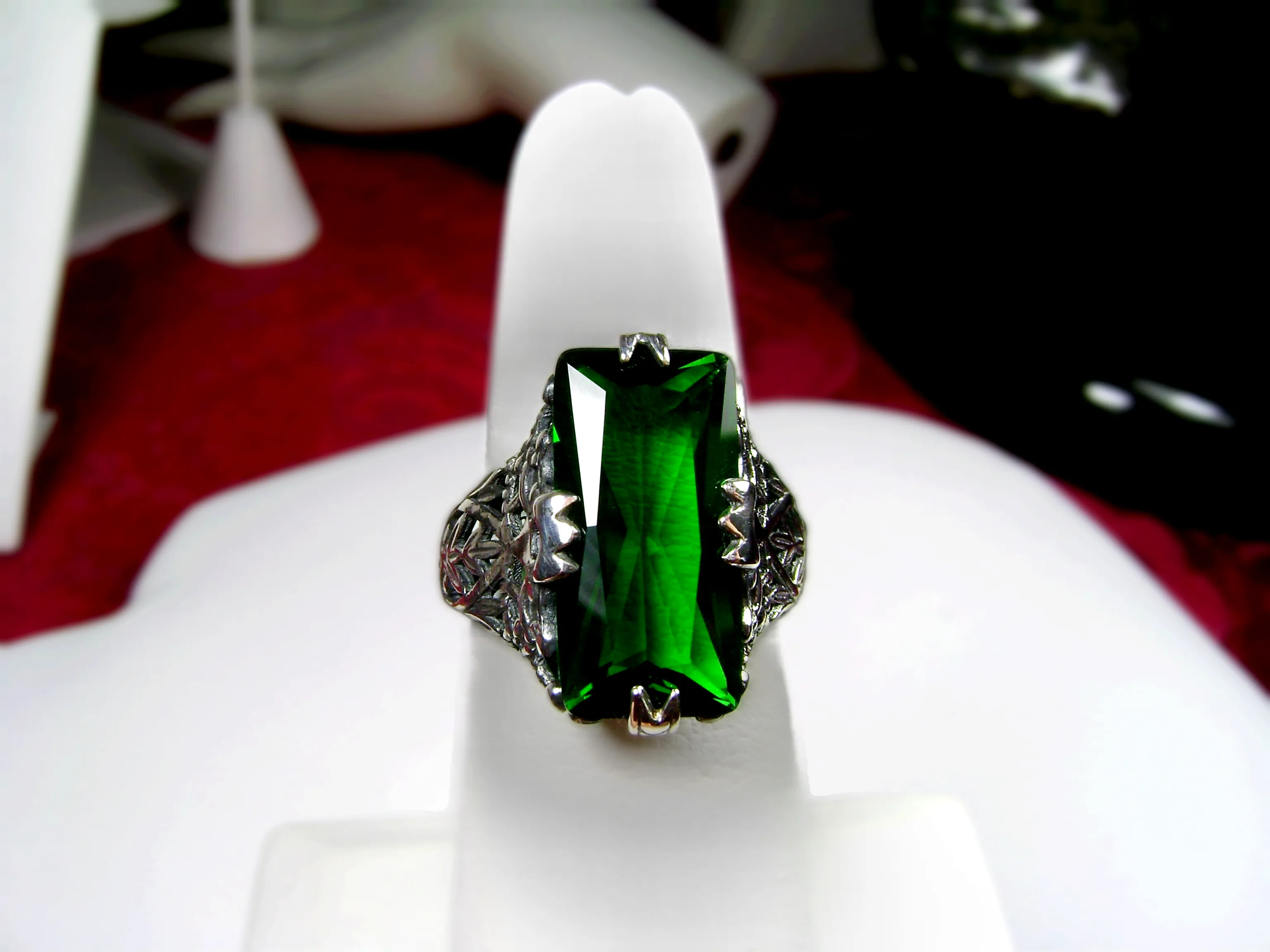 Emerald Ring, Baguette Intaglio, Victorian Jewelry #D31