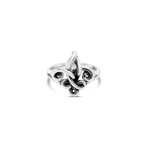 Fleur de Love Knot Ring