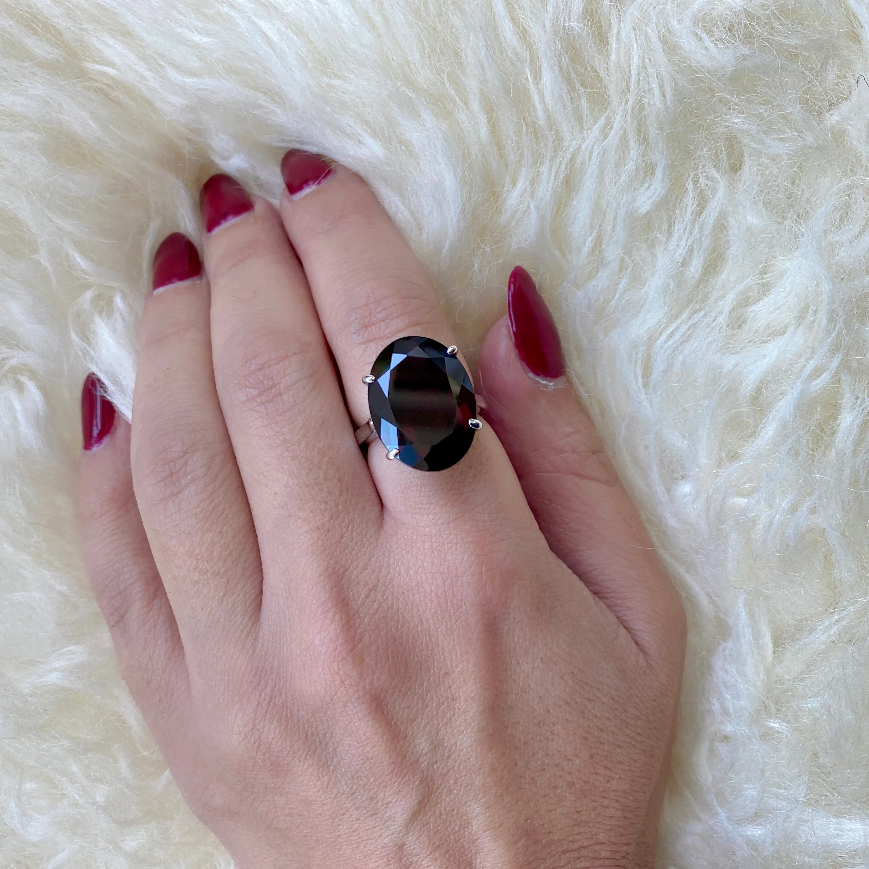 GARNET RING