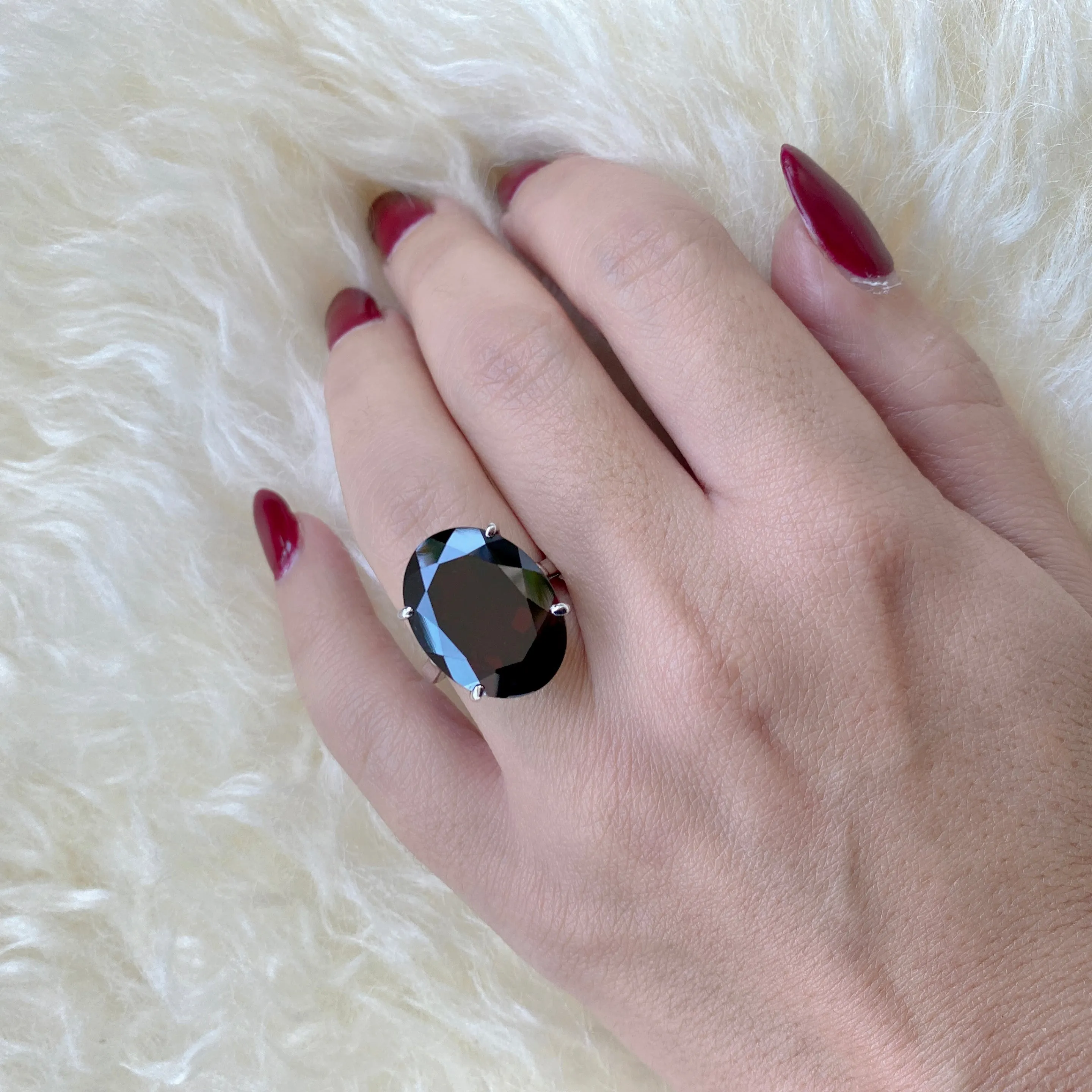 GARNET RING