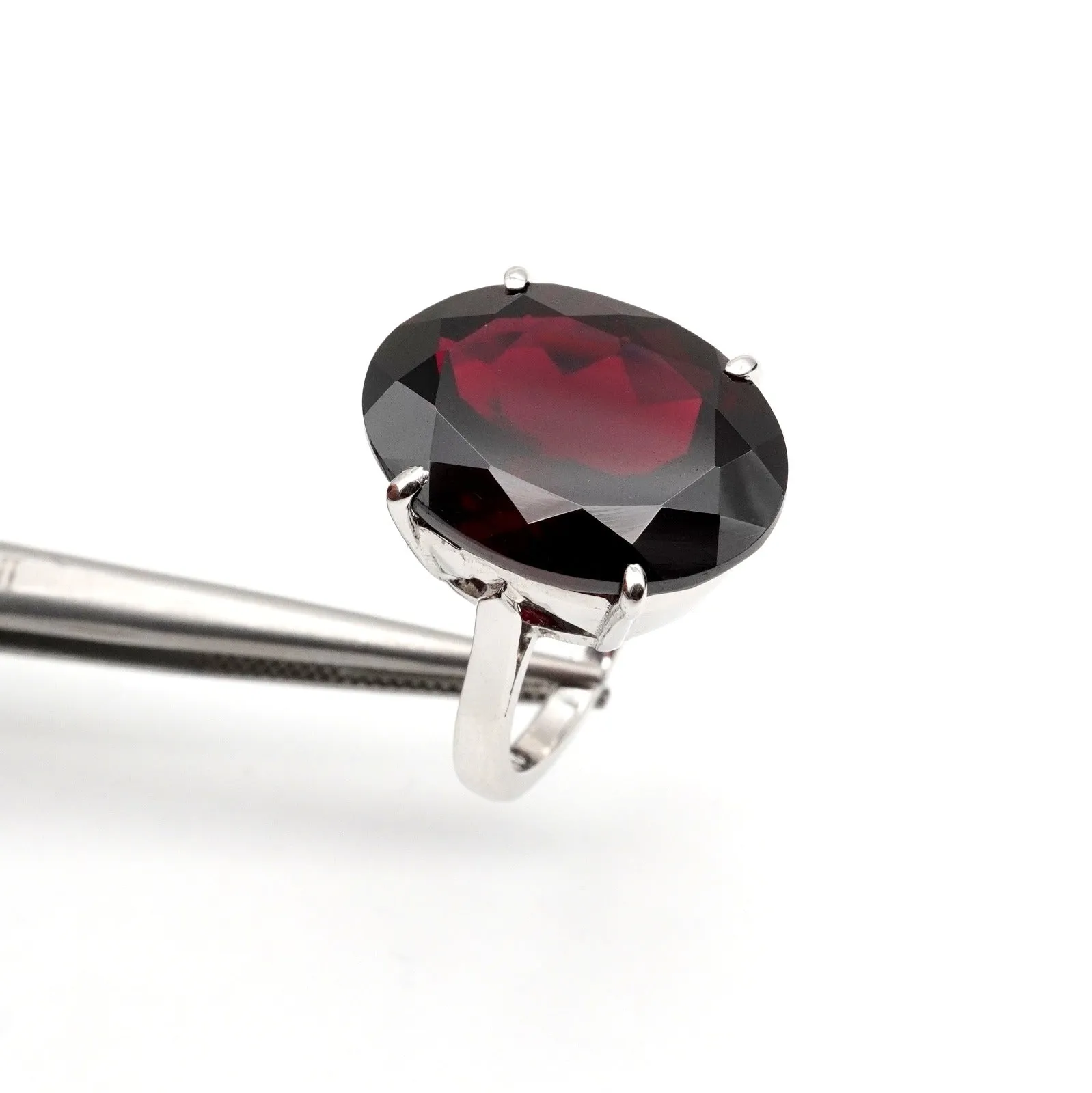 GARNET RING
