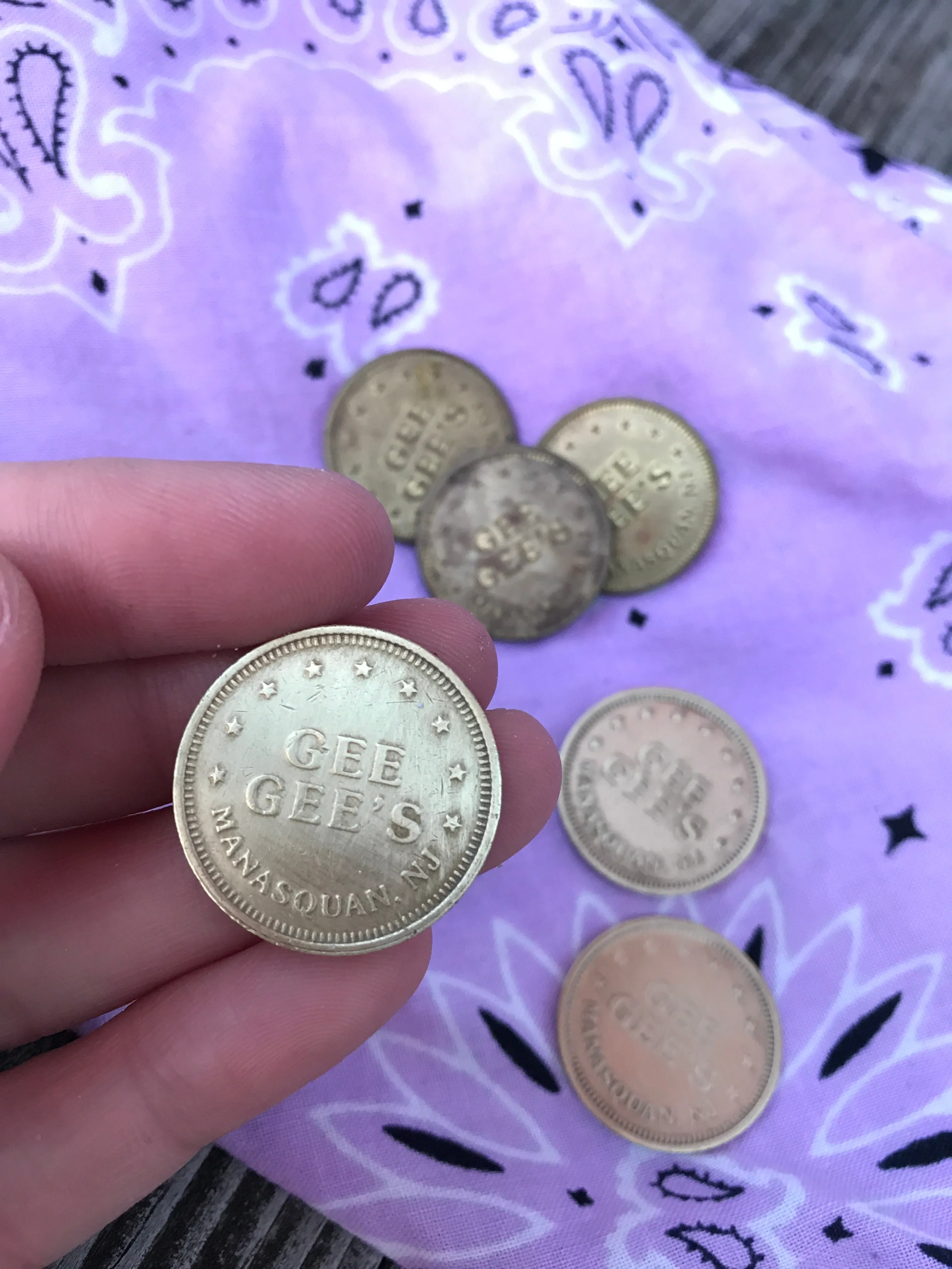 GEE GEE'S MANASQUAN >> Arcade Token Charm