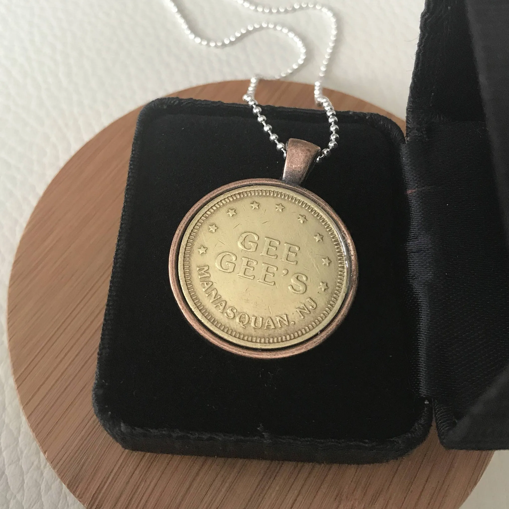 GEE GEE'S MANASQUAN >> Arcade Token Charm