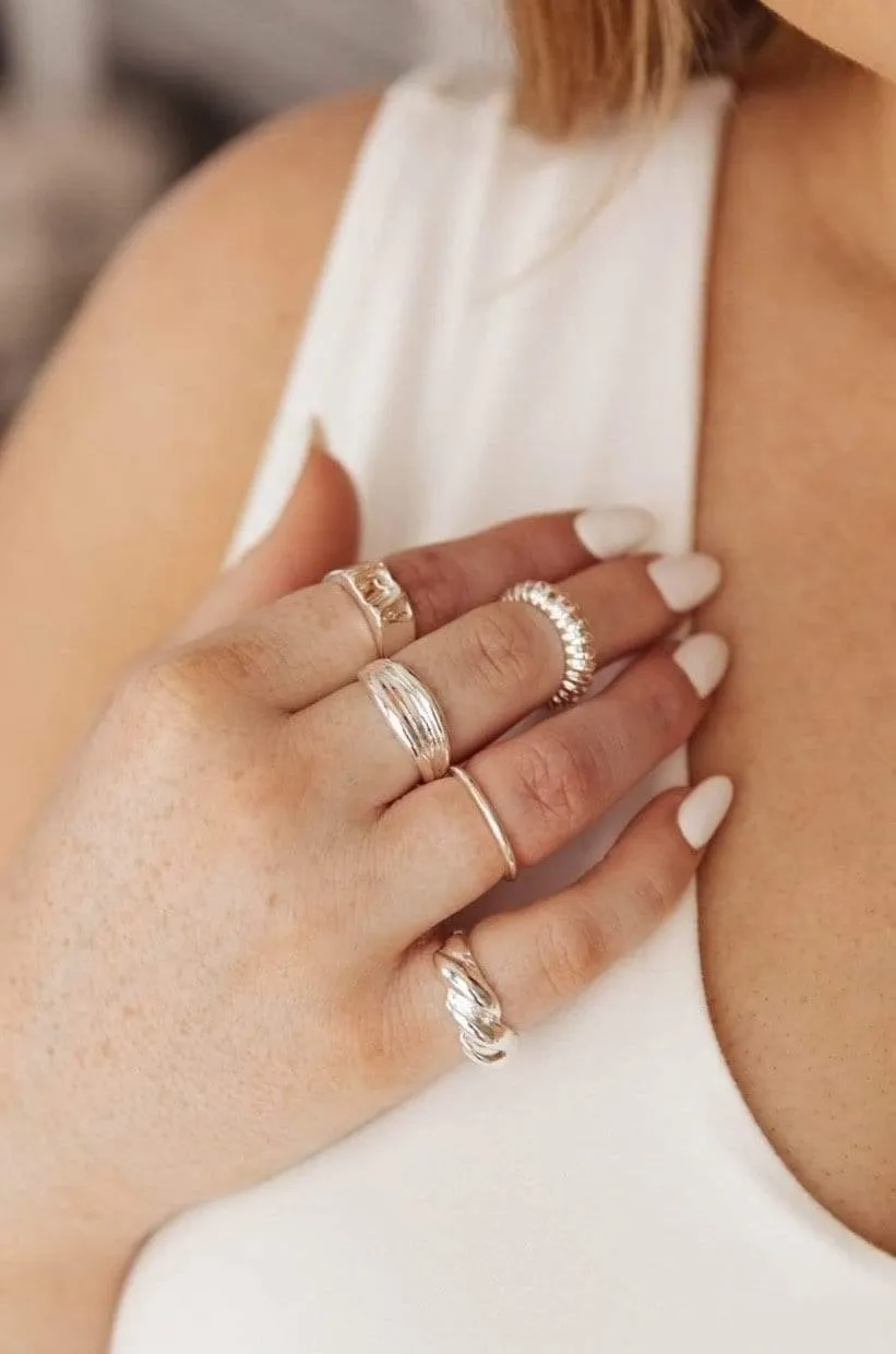 Hazel Blues® | Summer Days Ring Set