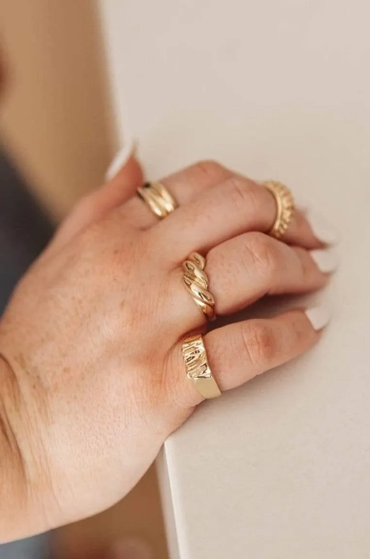 Hazel Blues® | Summer Days Ring Set