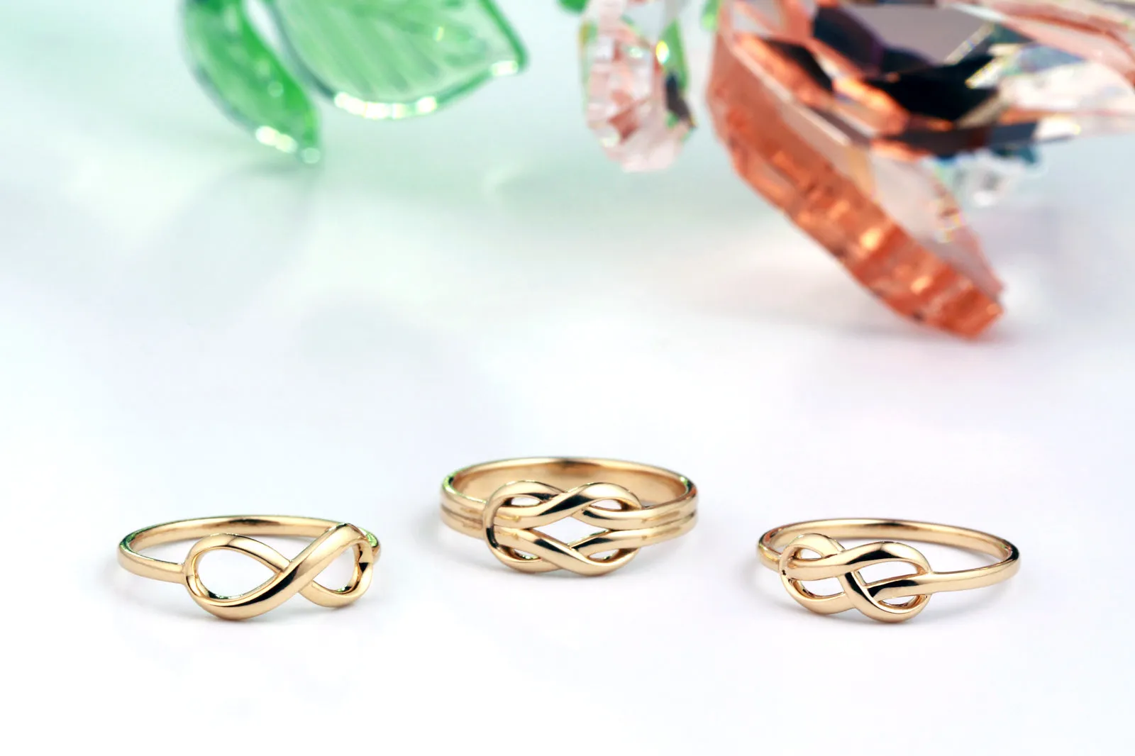 Infinity Ring in 14K Gold