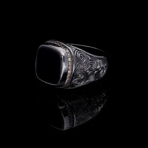 Men’s Black Onyx Ring in Sterling silver