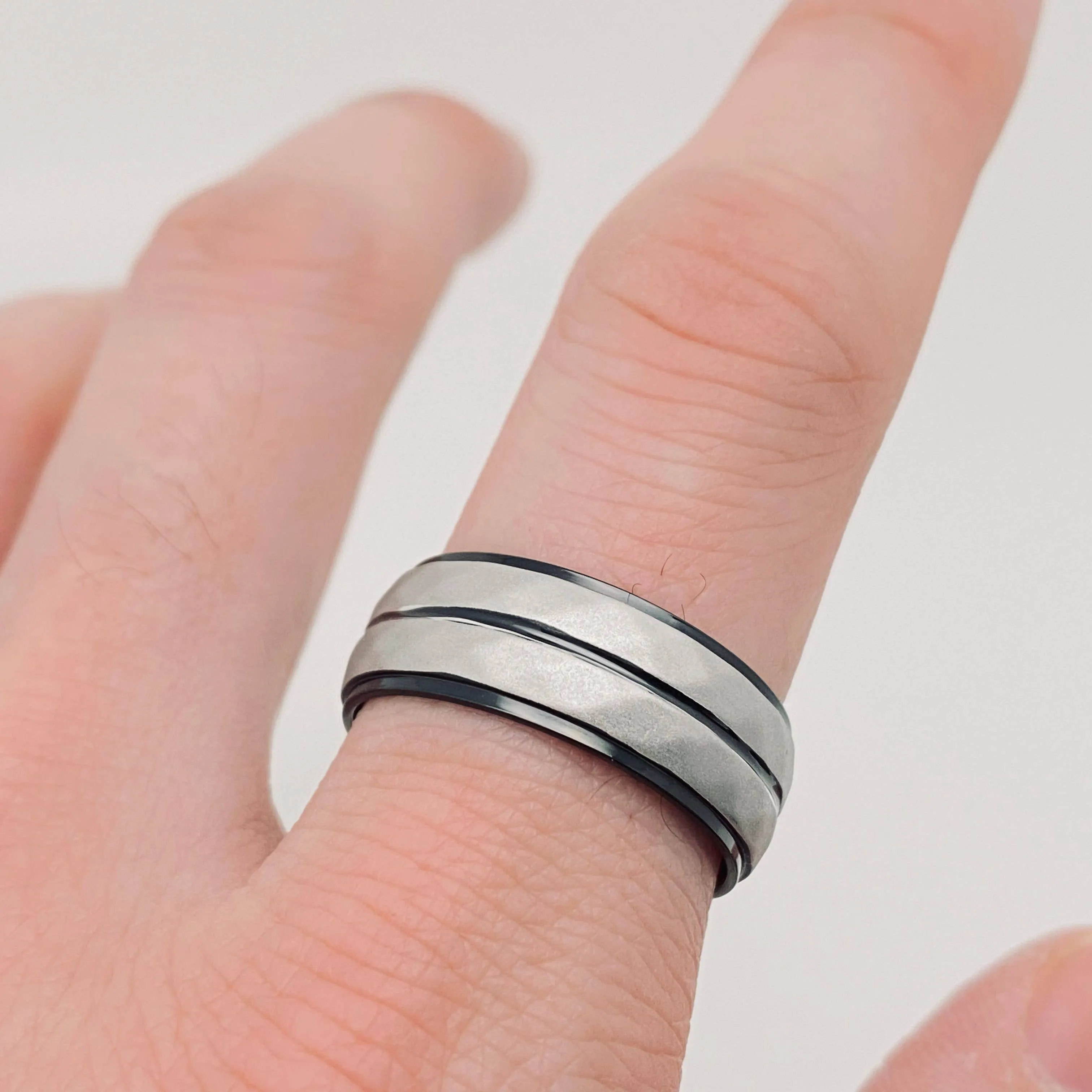 Men's Stainless Steel Bicolored Ring Men's Jewelry: No. 10 / Black