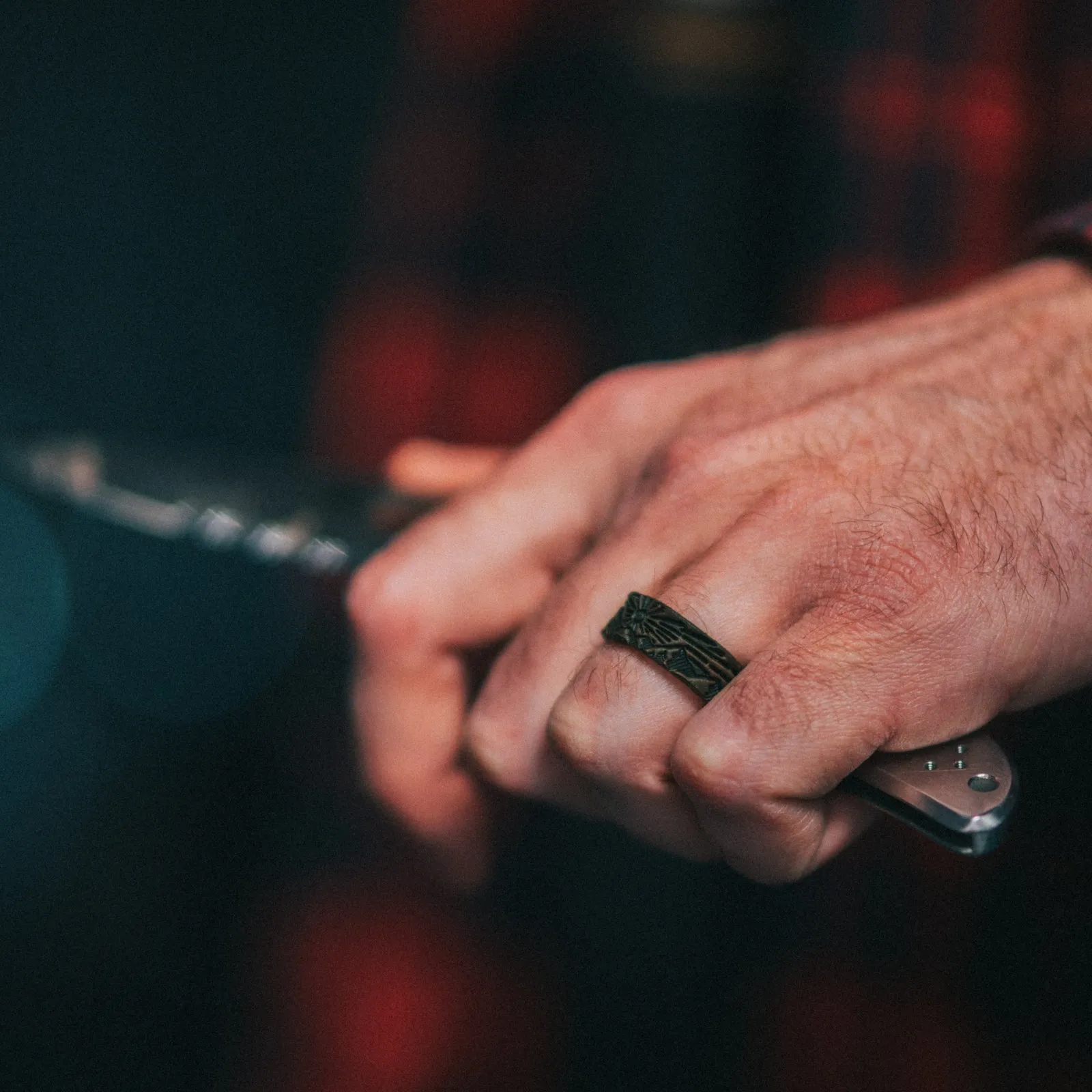 Mountains Leather Ring | Dark Olive