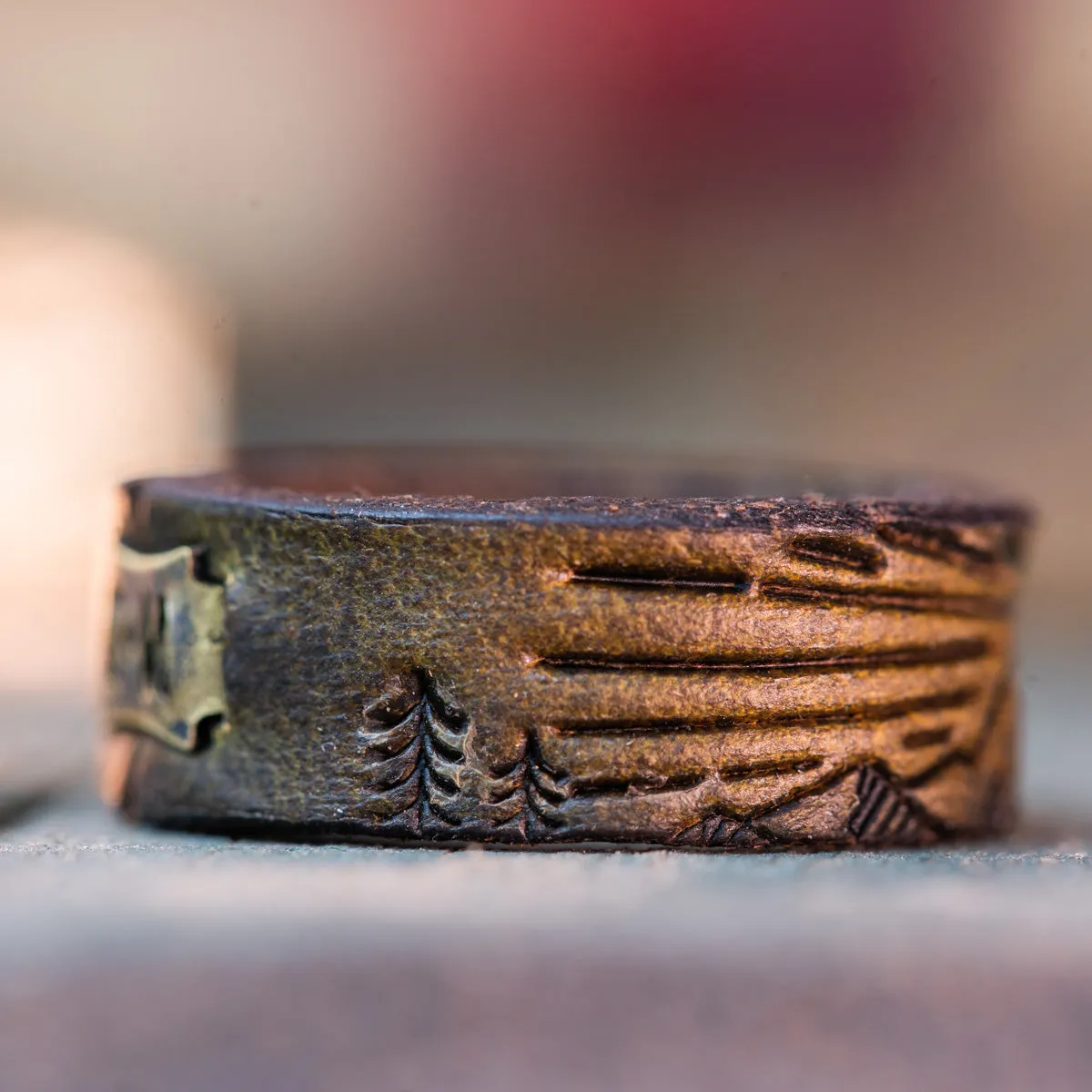 Mountains Leather Ring | Dark Olive