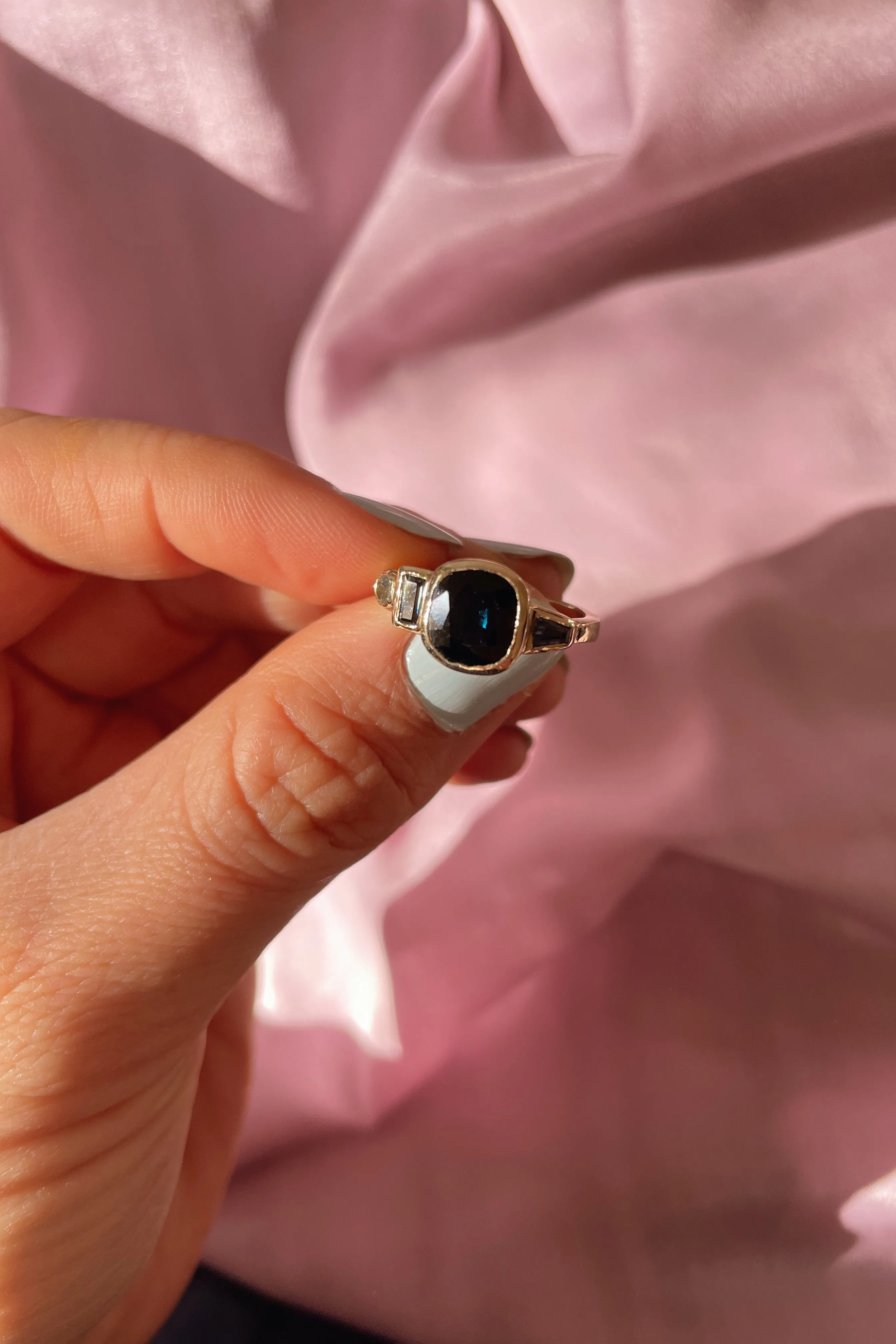 Nyx Ring