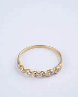 porch skimmer band with 2mm diamonds - 18k yellow gold