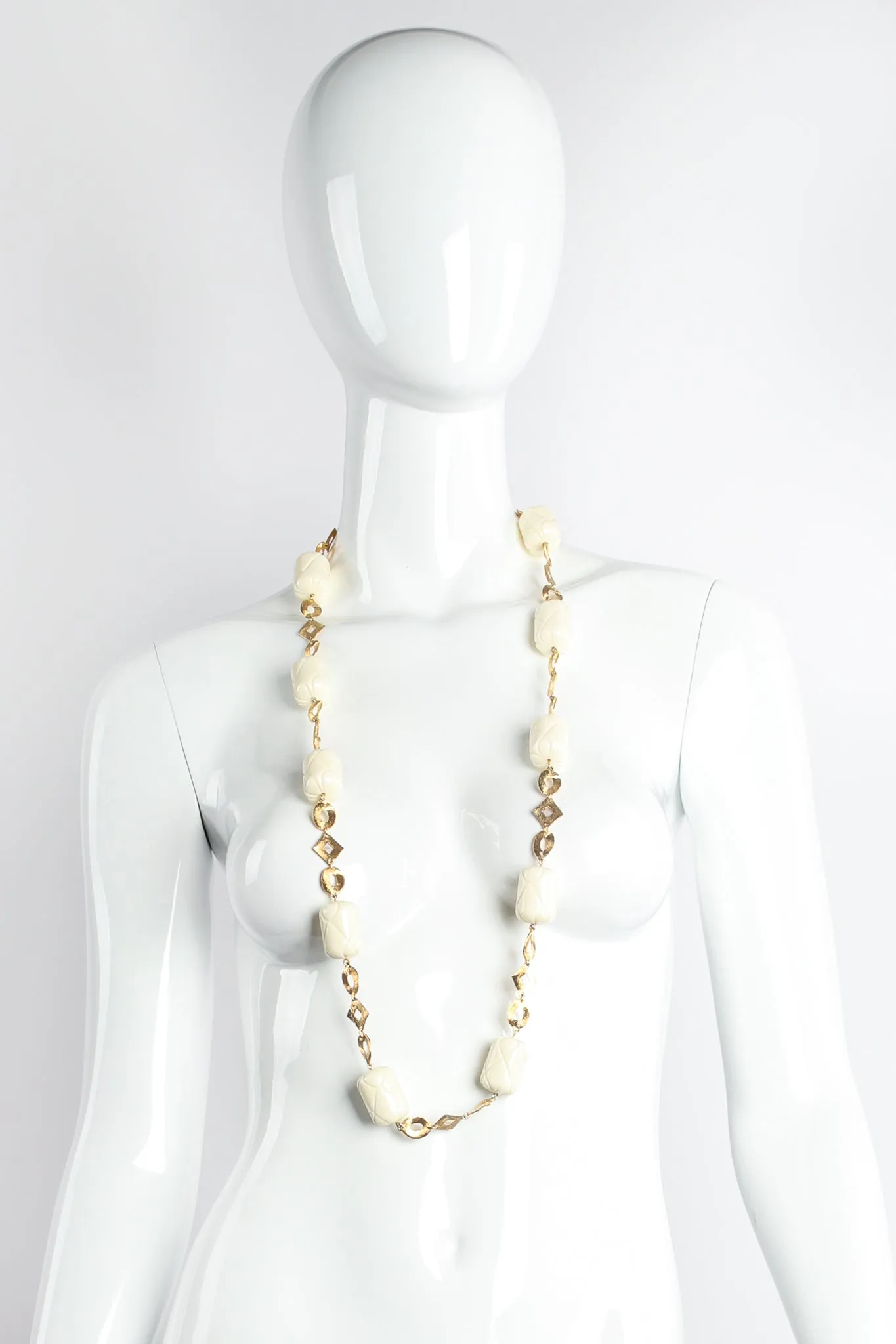 Quilted Barrel Bead Necklace