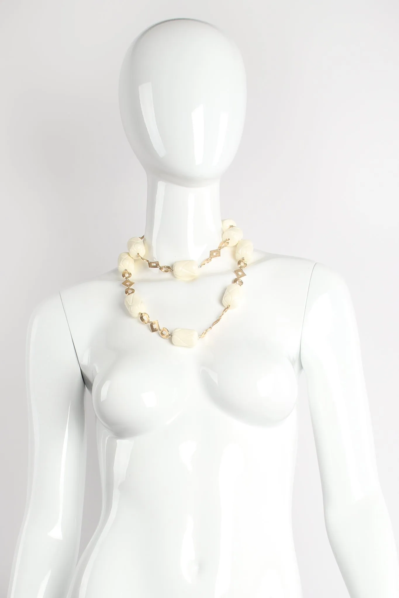 Quilted Barrel Bead Necklace
