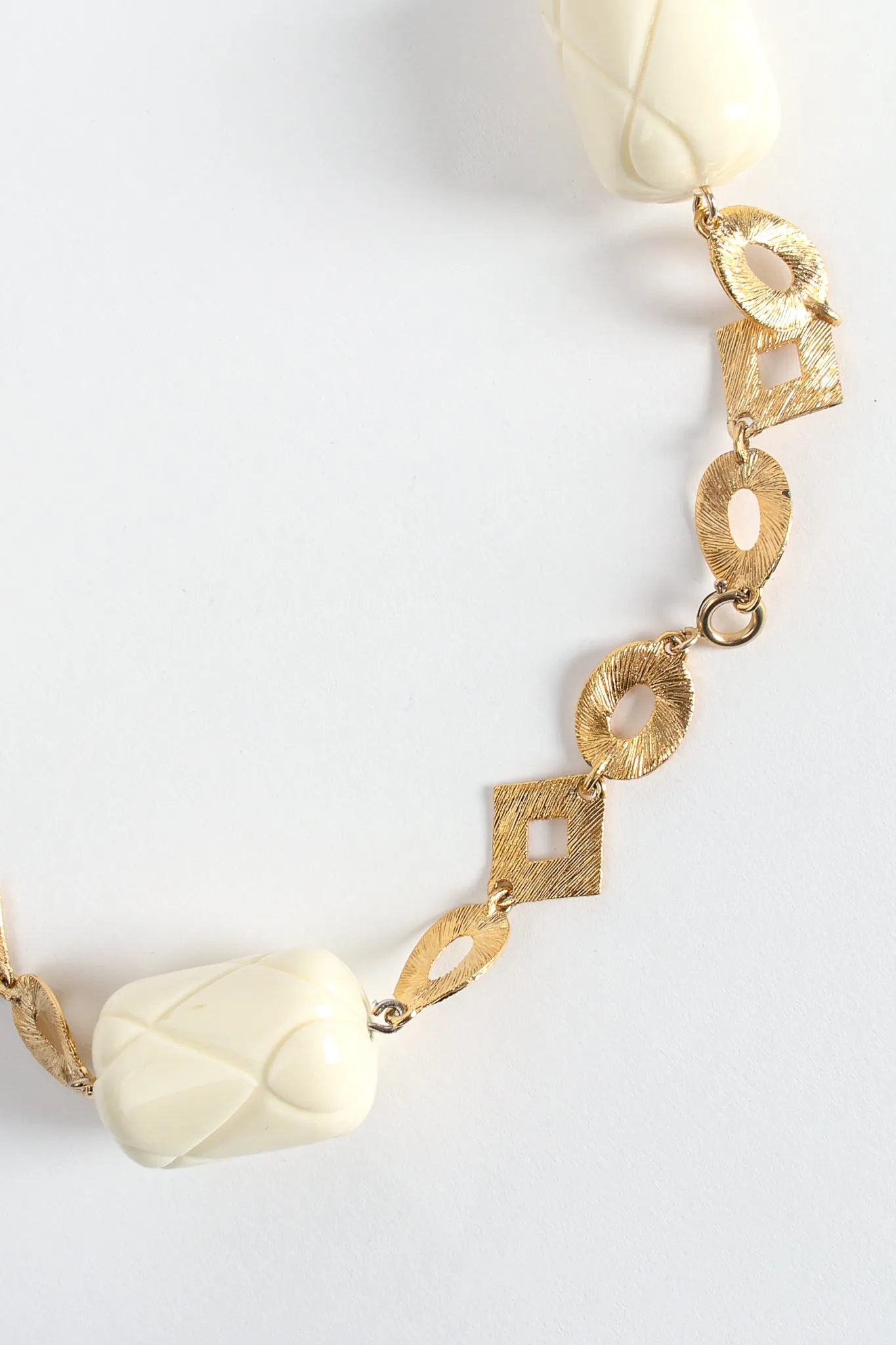 Quilted Barrel Bead Necklace