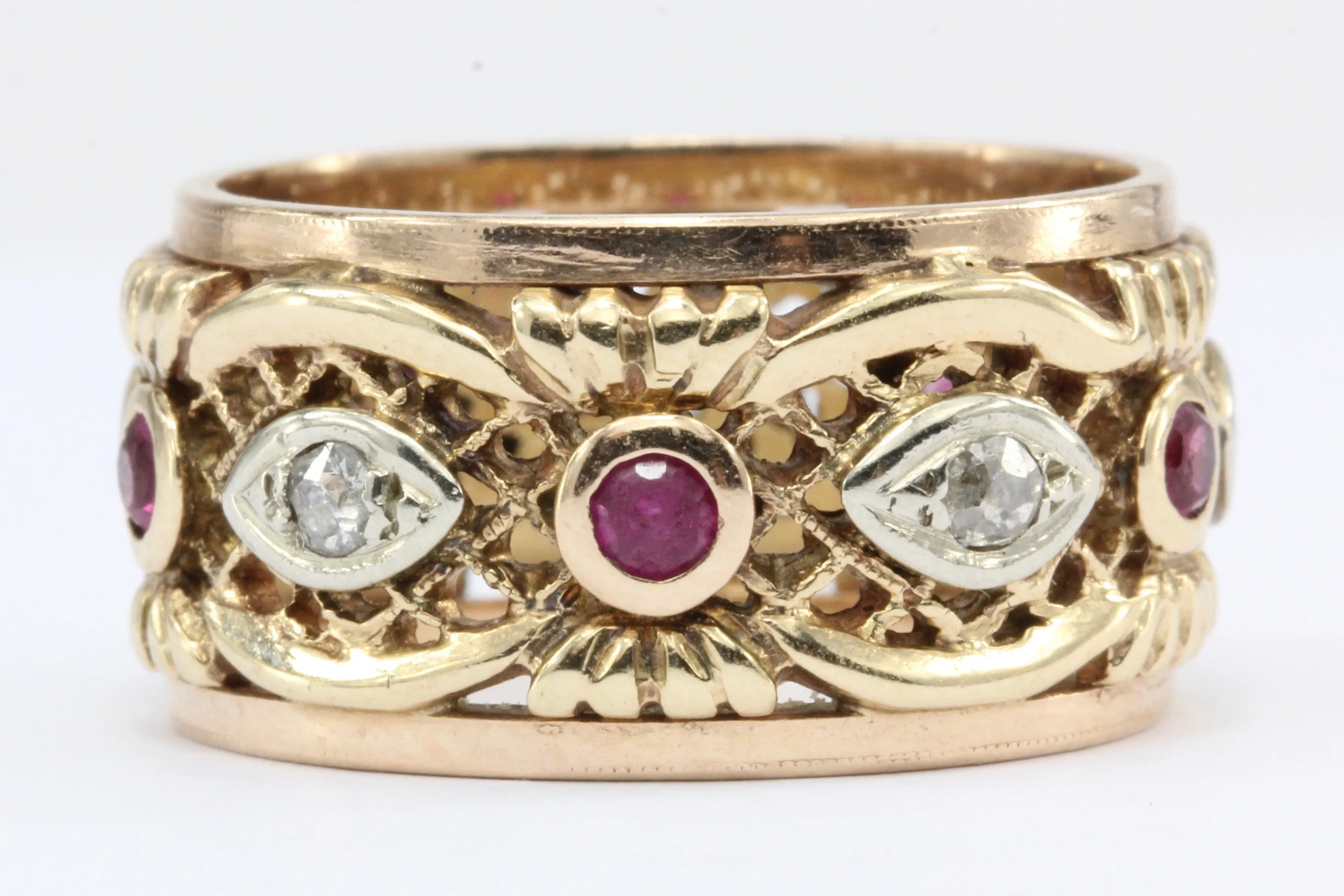 Retro 14K Rose Gold Diamond Ruby Pierced Cigar Band Ring C.1940's